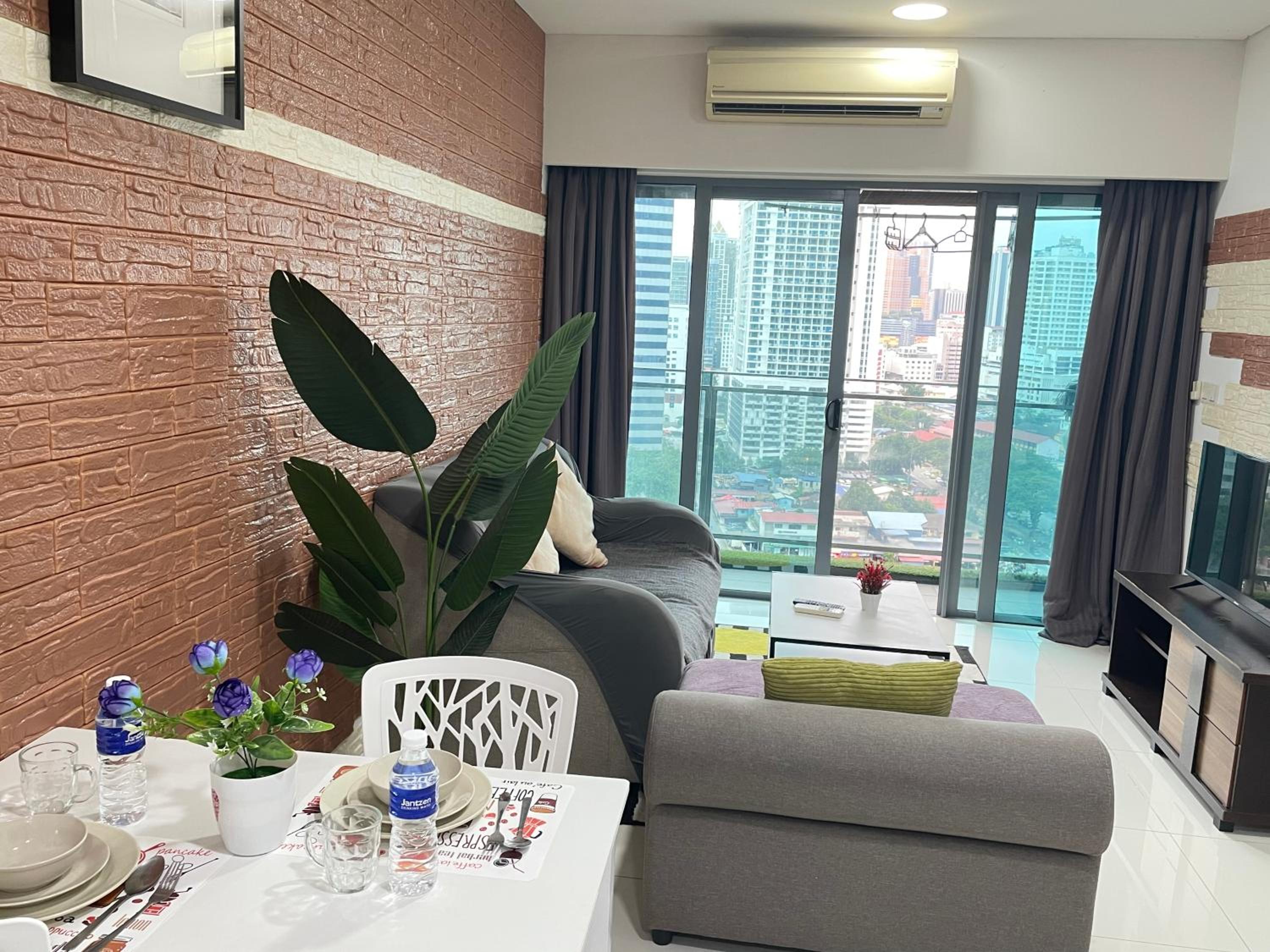 Mercu summer suites By Premium Charter