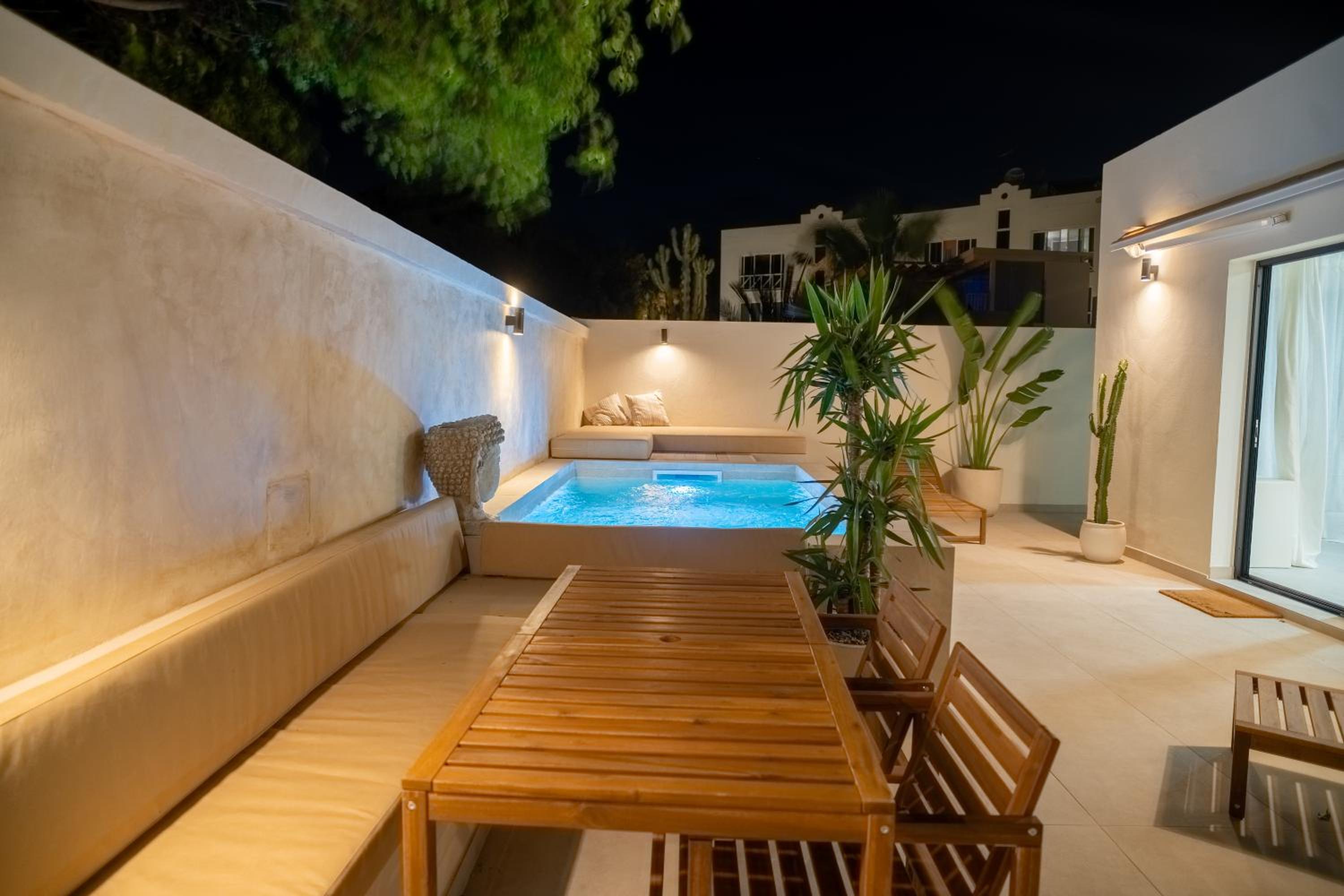 Apartment Urban Chill Private Pool Corralejo by Holidays Home