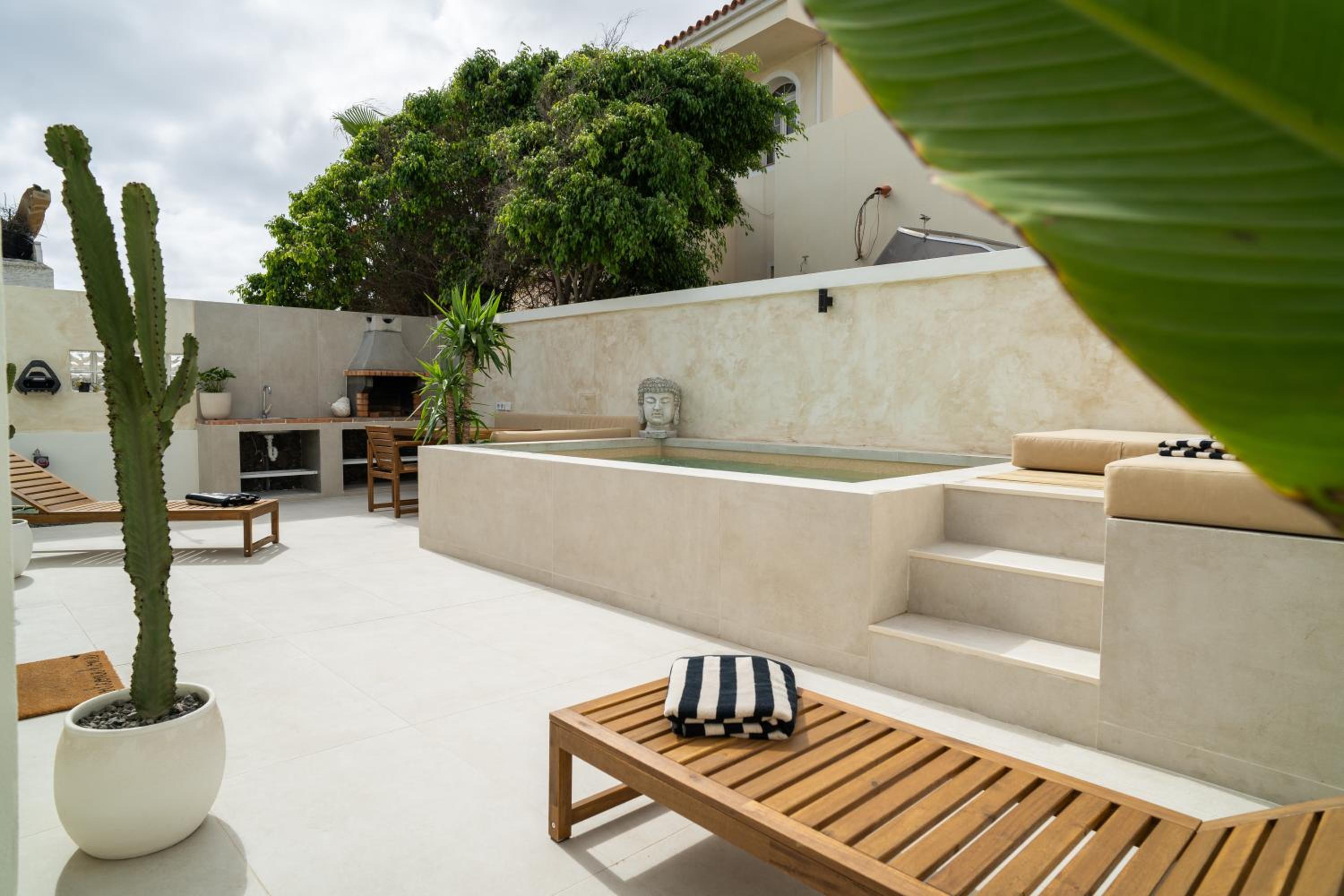 Apartment Urban Chill Private Pool Corralejo by Holidays Home