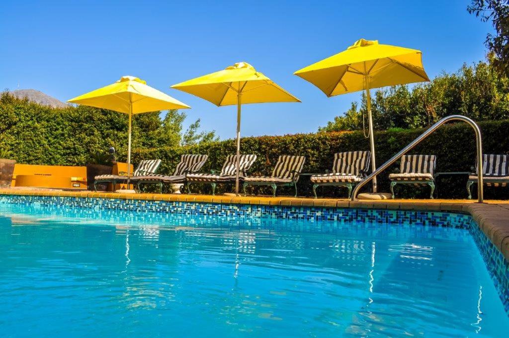 Metaphysika Holistic Retreat, Hout Bay