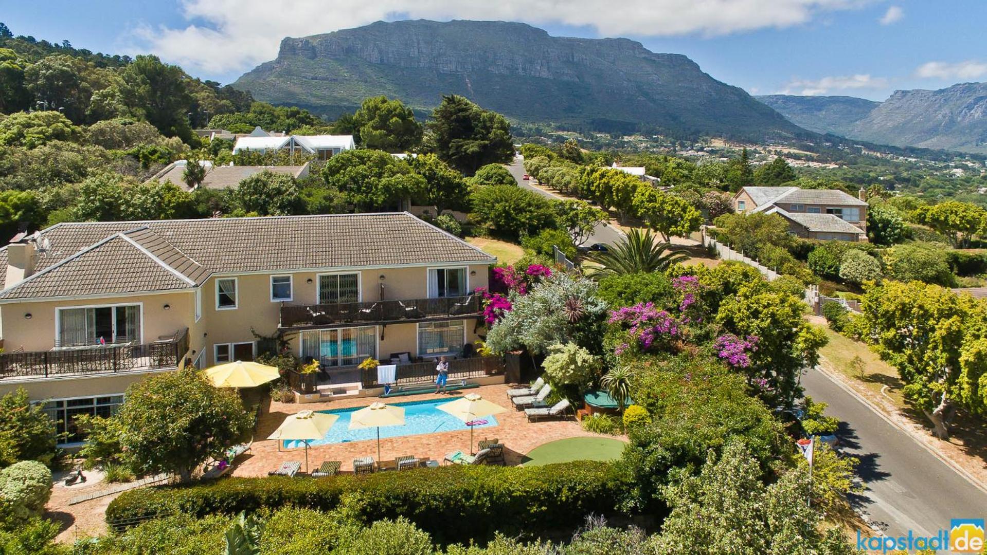 Metaphysika Holistic Retreat, Hout Bay