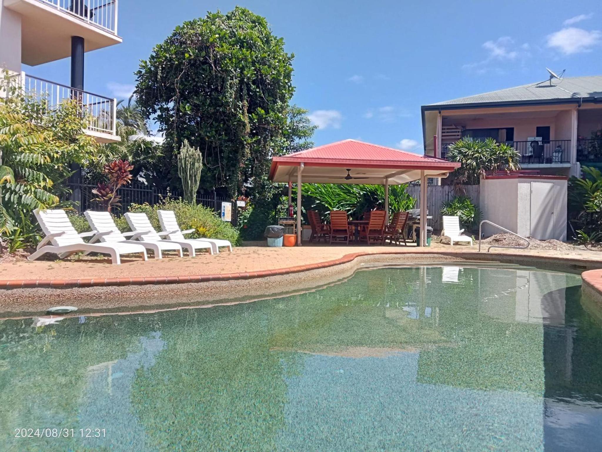 Hotel Cairns Chic Suite - Apartment A - Image 1