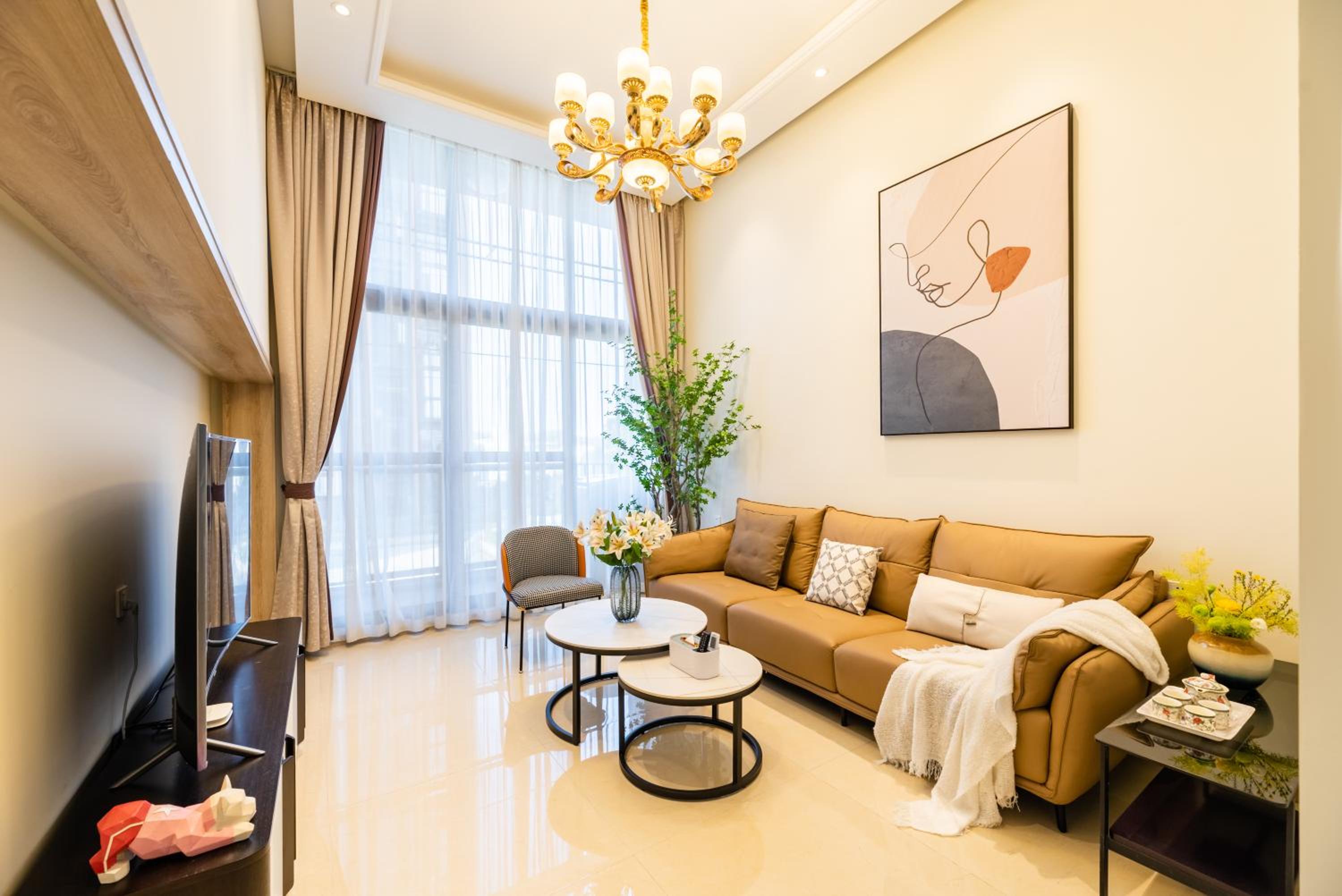 Guangzhou He She Art Apartment