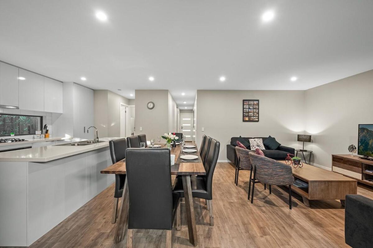 Sovereign Hill Close -private, peaceful, modern