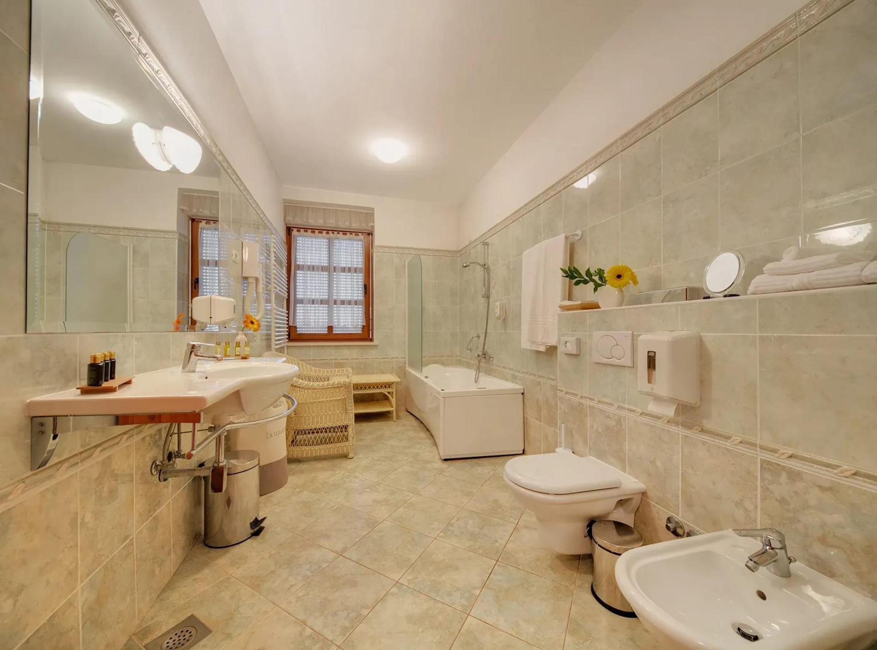 Villa with Jacuzzi on the Pula Riviera
