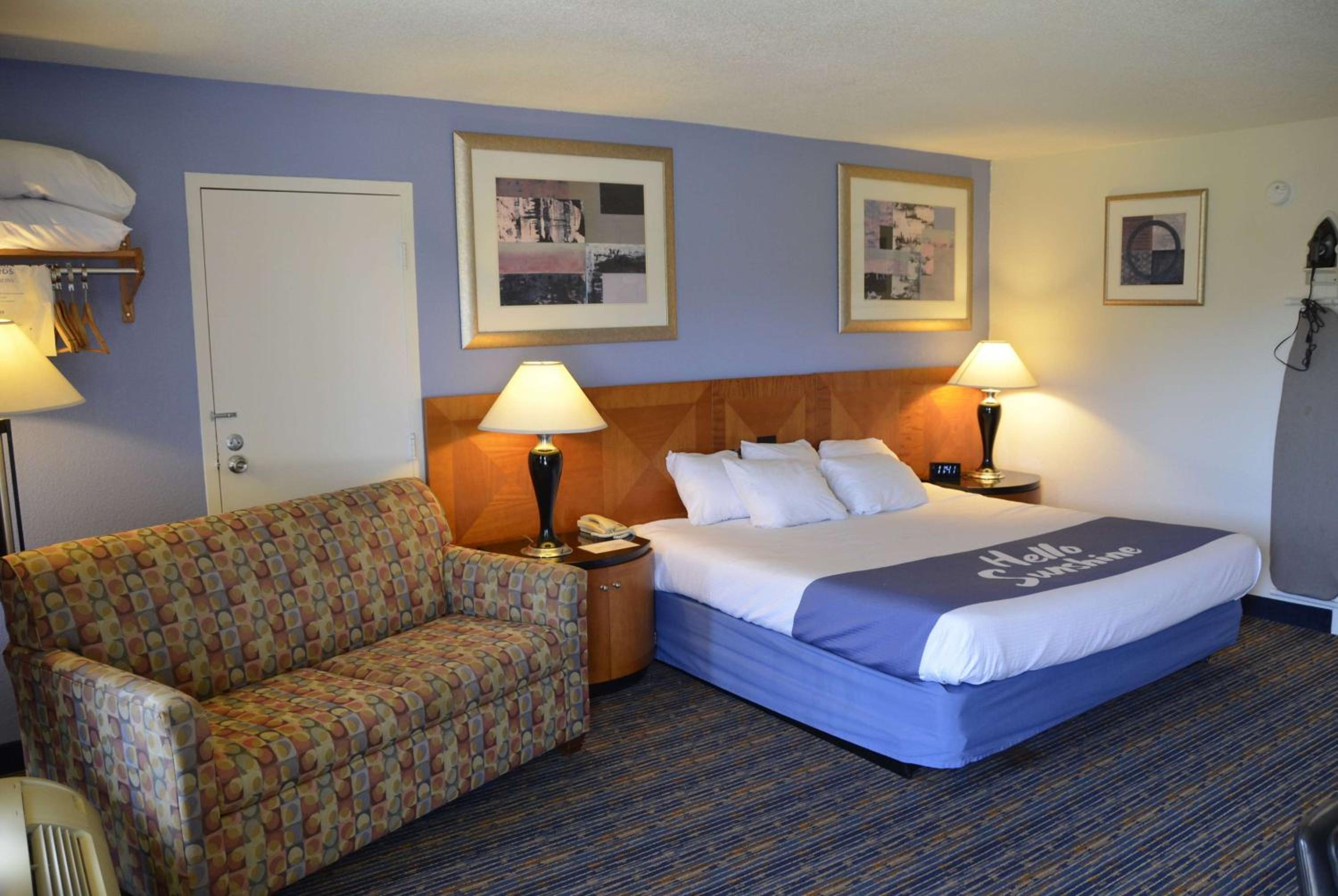 Luray Vacations - Days Inn by Wyndham Luray Shenandoah - Property Image 7