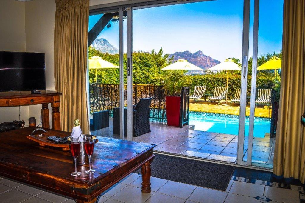 Metaphysika Holistic Retreat, Hout Bay