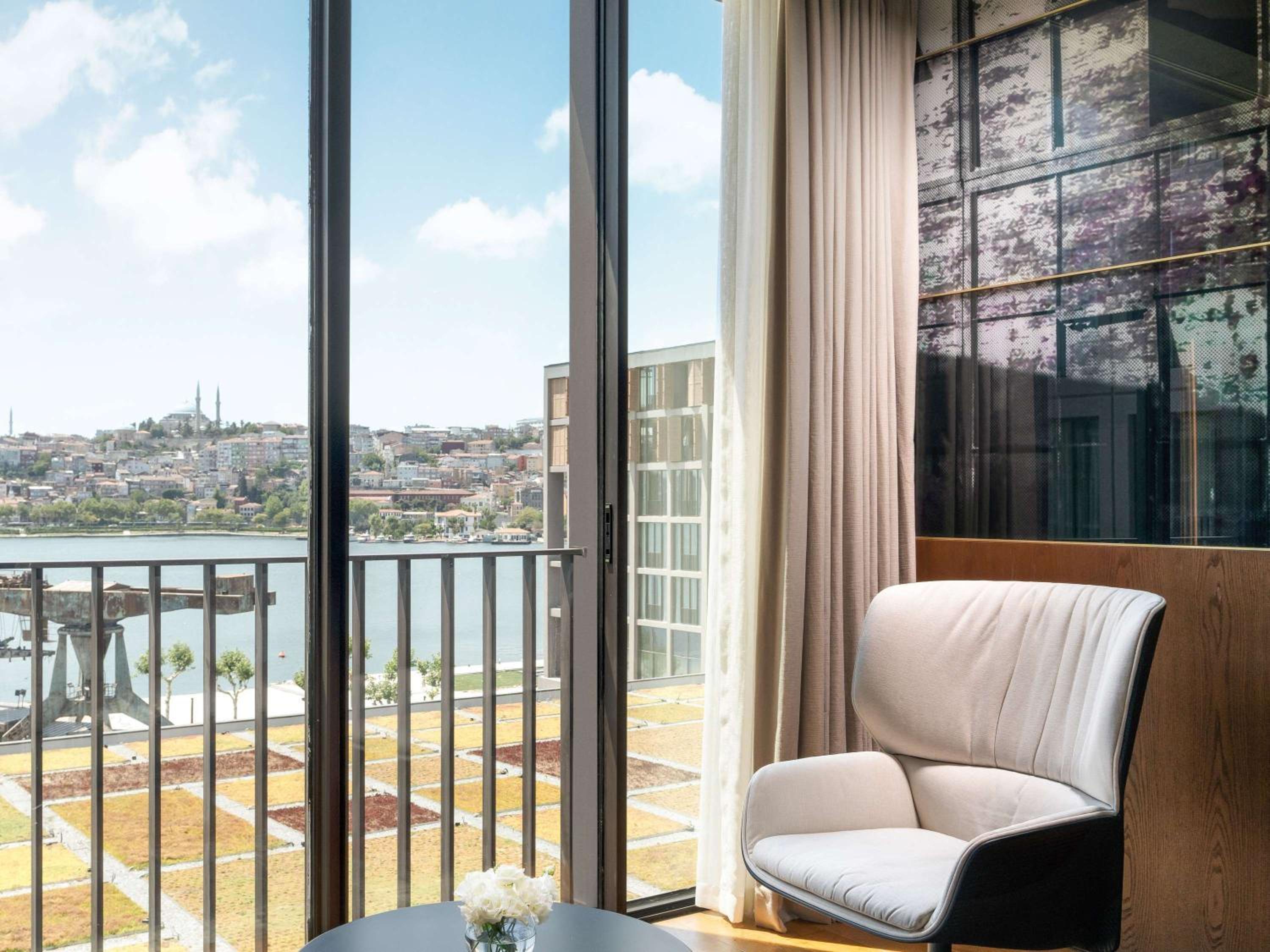 Rixos Tersane Istanbul - Image 23