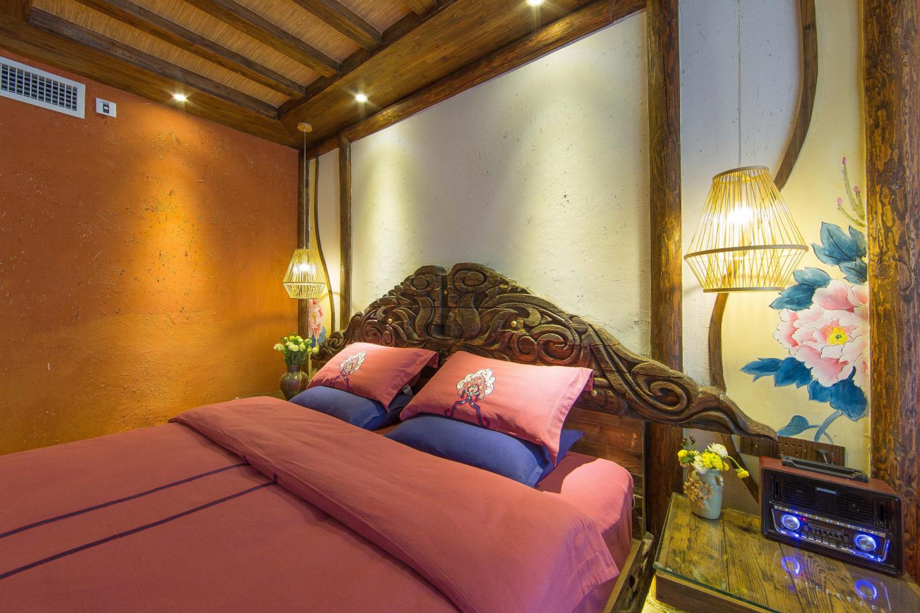 Old Story Inn Lijiang Old Town