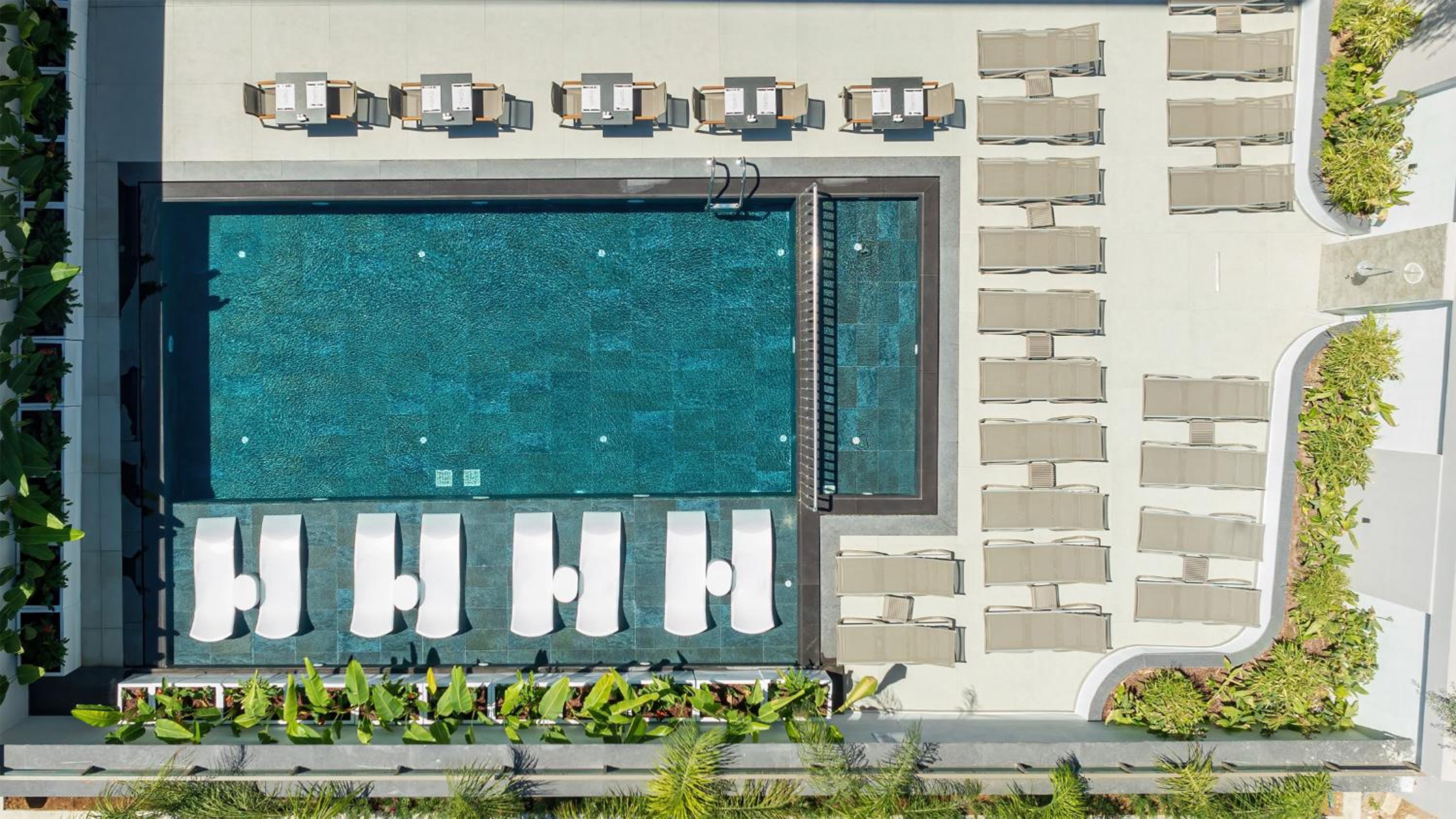 Awen Lara Hotel - Image 23
