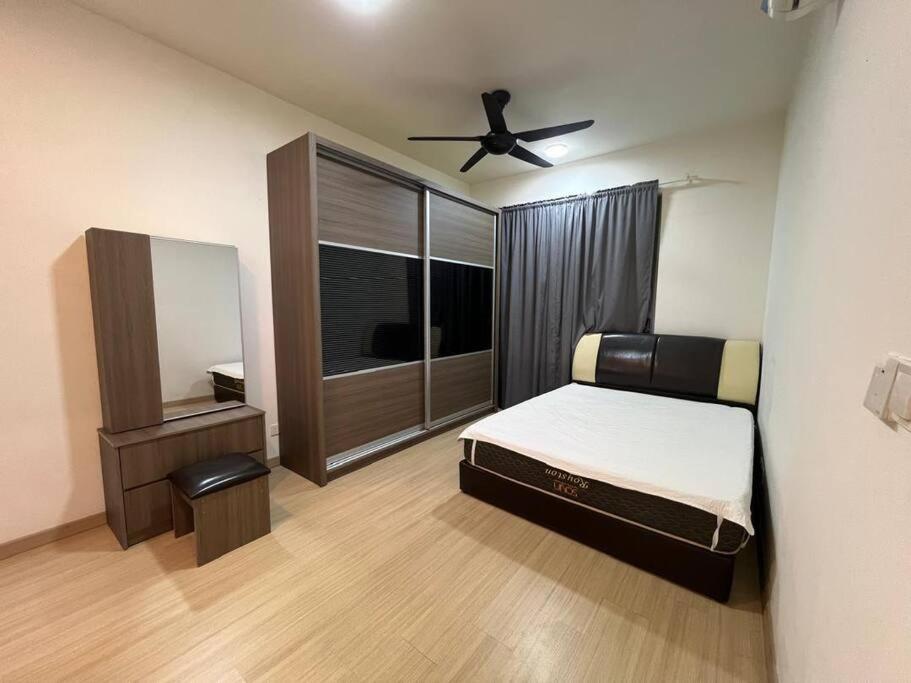 Cozy Nest at Gravit 8, Your Sweet Home photo 3