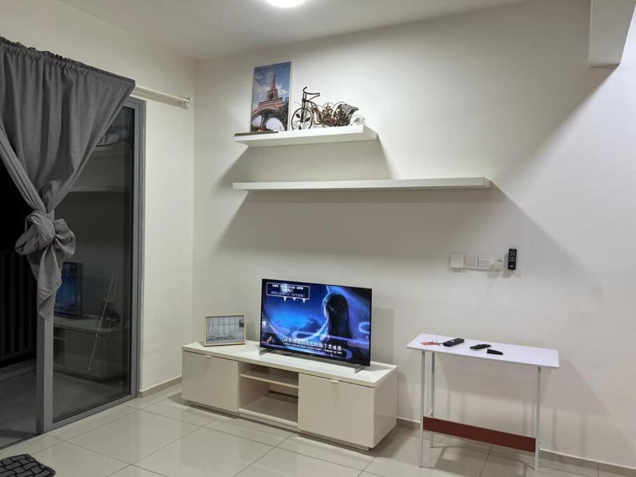 Cozy Nest at Gravit 8, Your Sweet Home photo 6