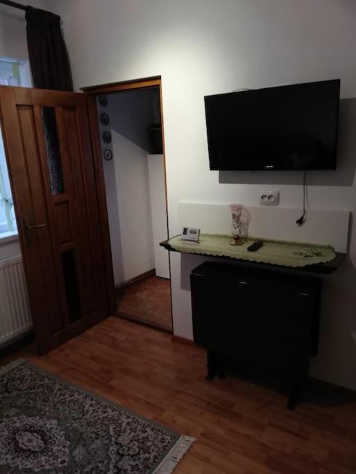 Hotel Cozy apartment in Sovata Resort - Image 1