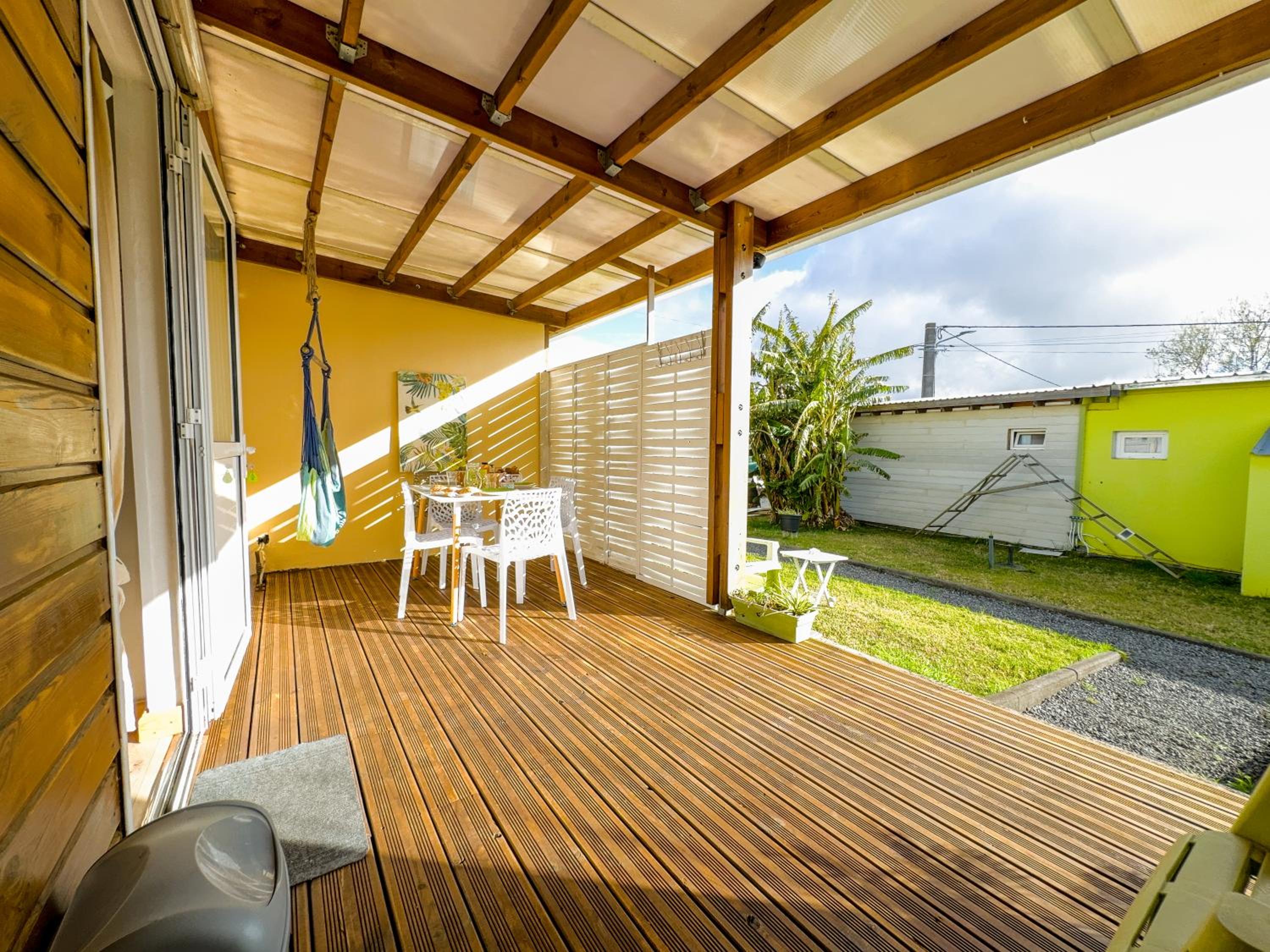 Évasion Nature Lodge - Nature & Sérénité - WiFi Netflix - Proche du Volcan - Cosy - Parking Gratuit