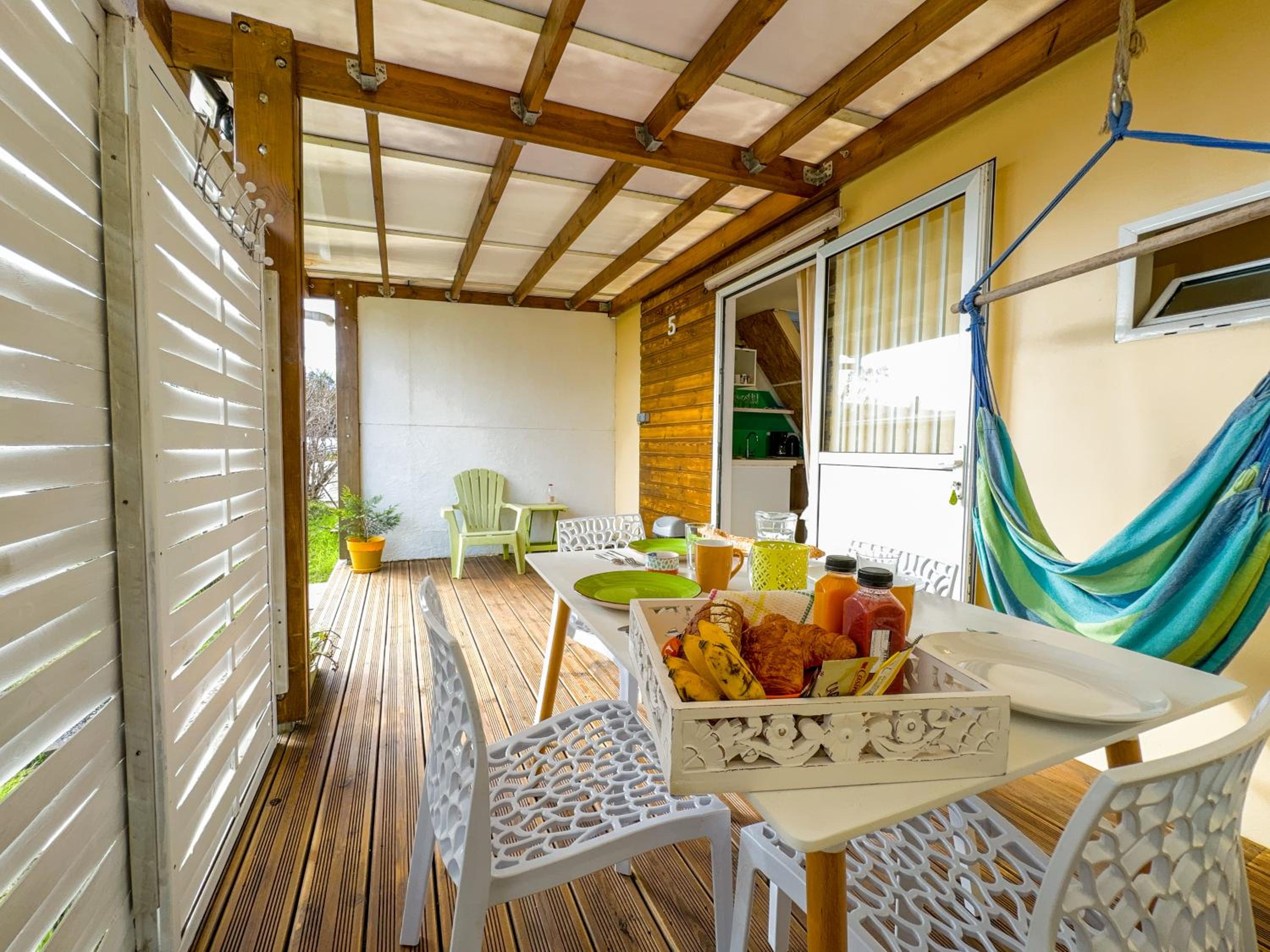 Évasion Nature Lodge - Nature & Sérénité - WiFi Netflix - Proche du Volcan - Cosy - Parking Gratuit
