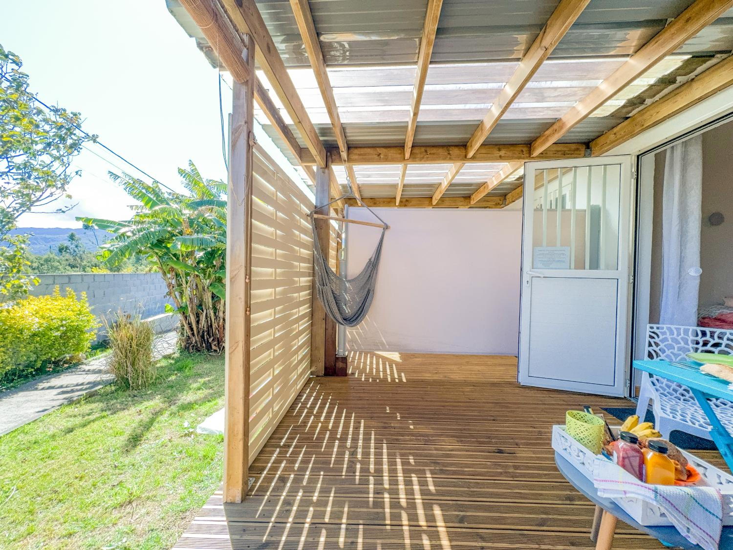 Évasion Nature Lodge - Nature & Sérénité - WiFi Netflix - Proche du Volcan - Cosy - Parking Gratuit