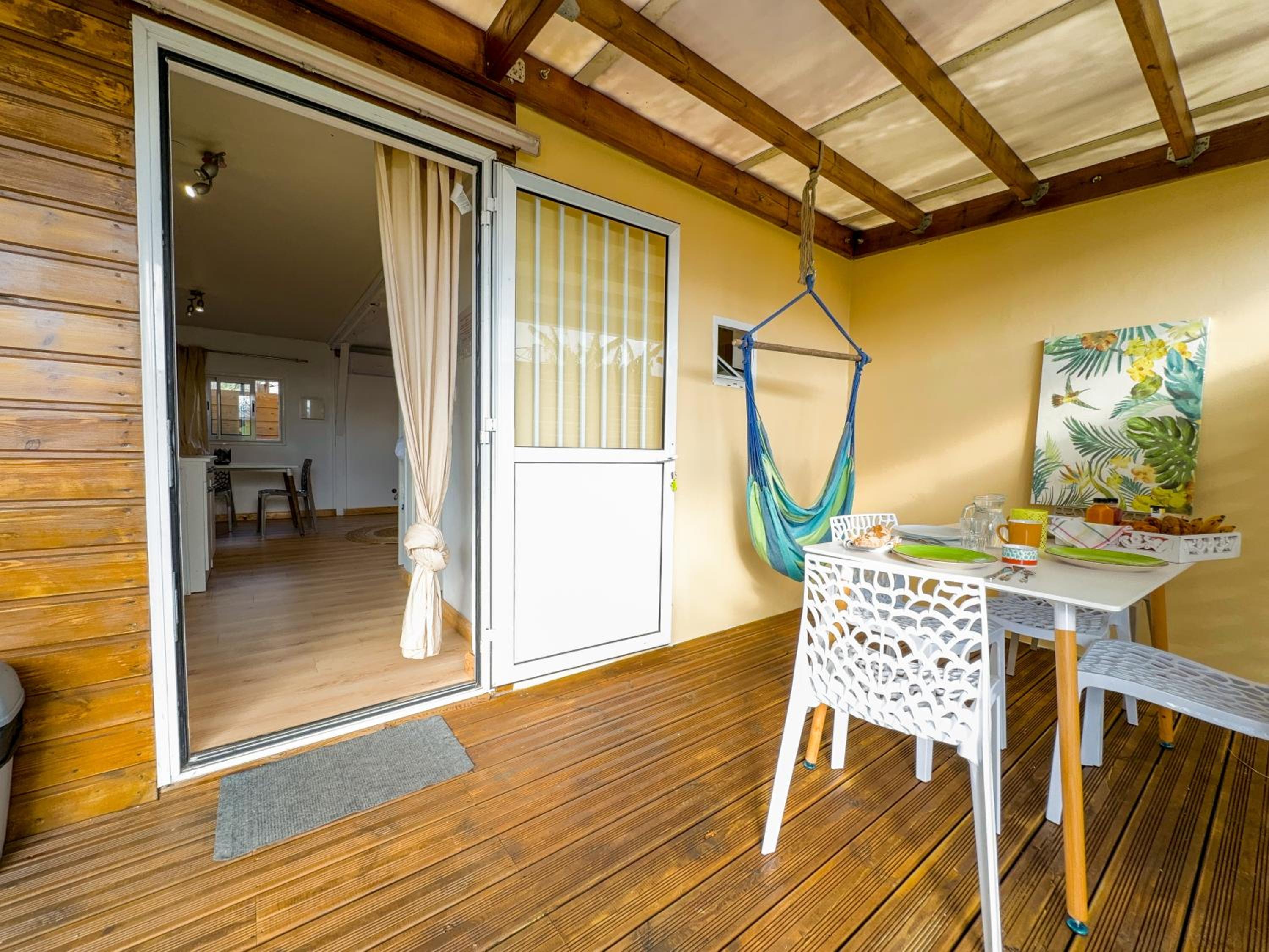 Évasion Nature Lodge - Nature & Sérénité - WiFi Netflix - Proche du Volcan - Cosy - Parking Gratuit