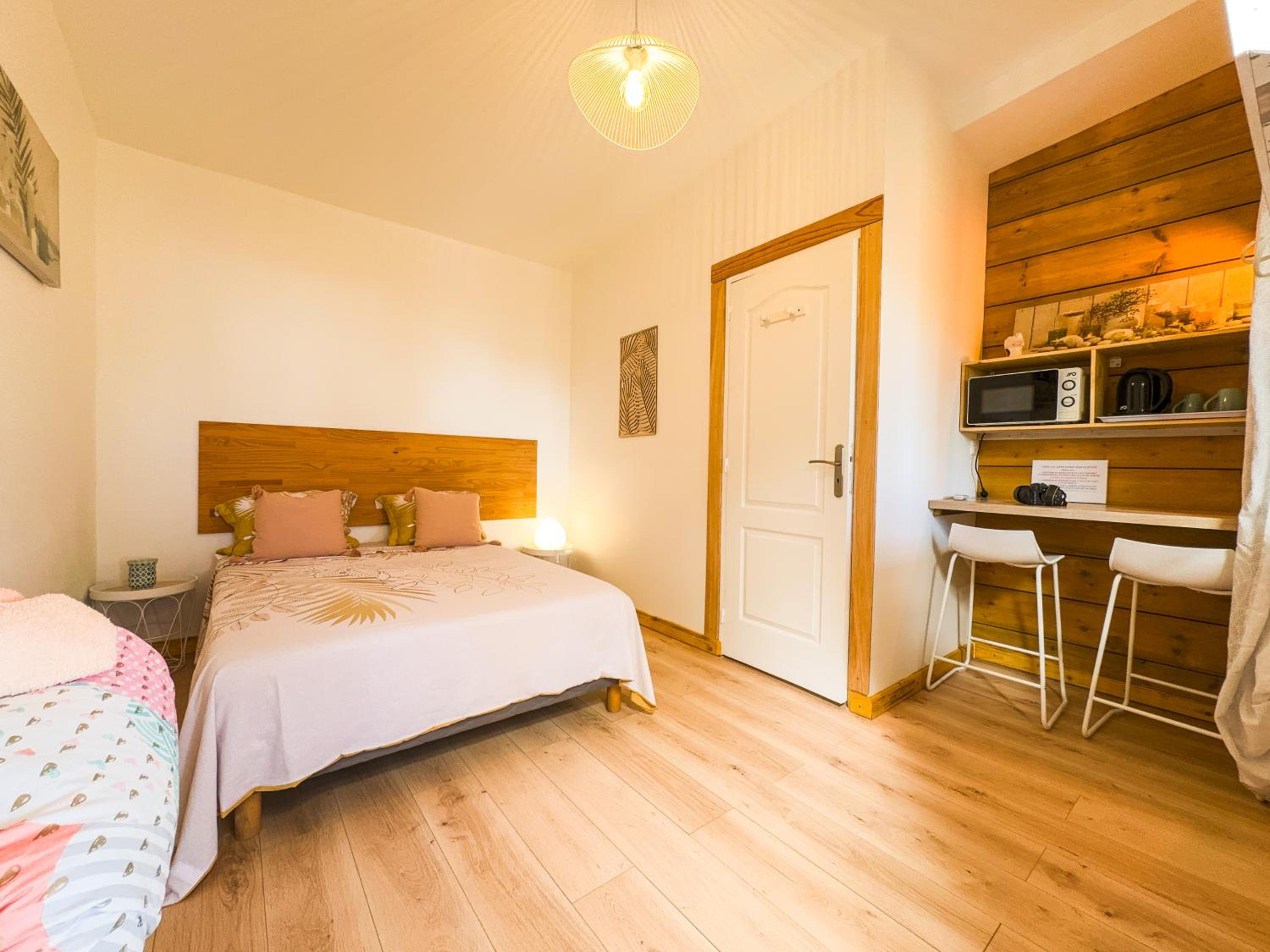 Évasion Nature Lodge - Nature & Sérénité - WiFi Netflix - Proche du Volcan - Cosy - Parking Gratuit
