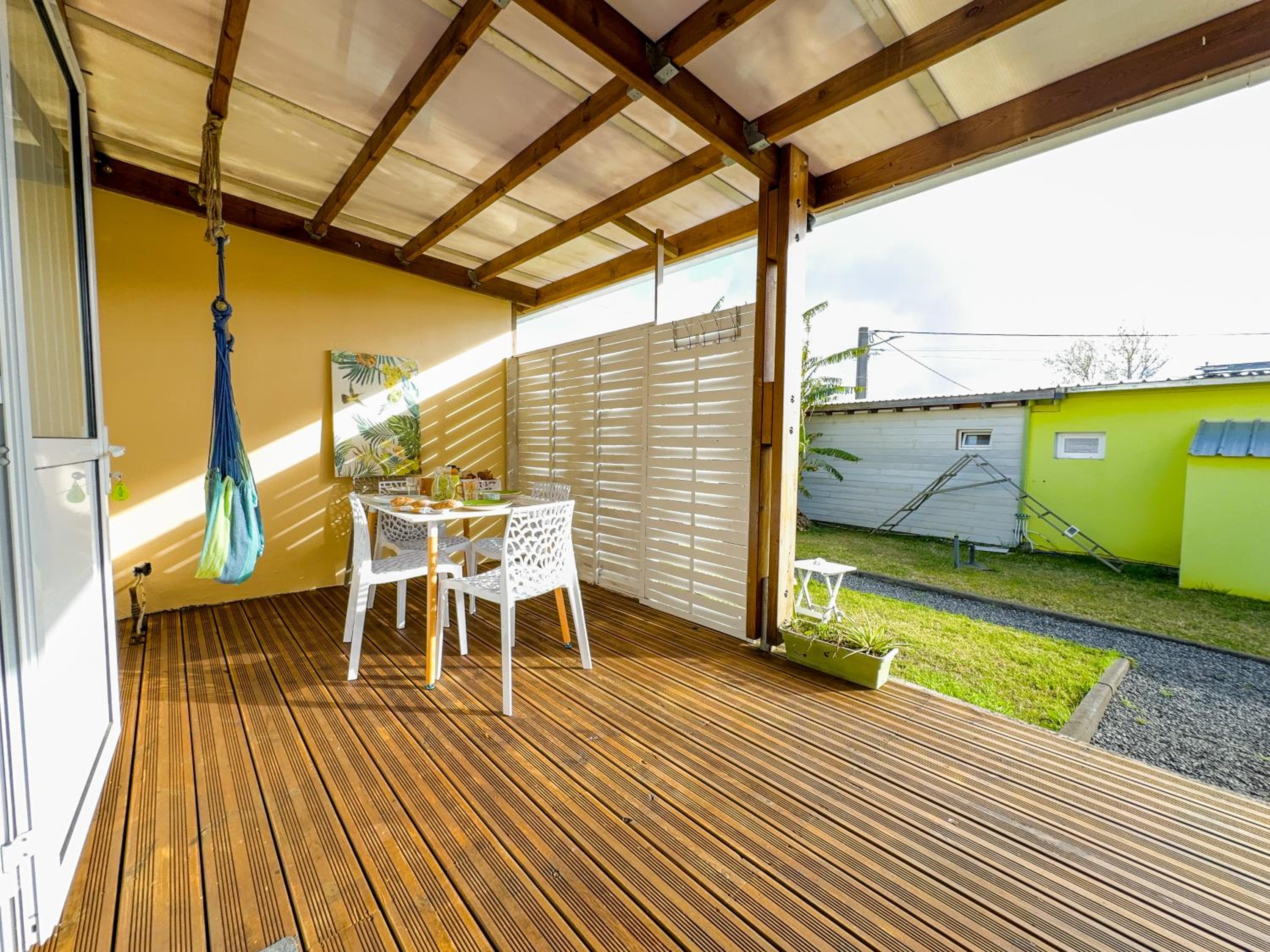 Évasion Nature Lodge - Nature & Sérénité - WiFi Netflix - Proche du Volcan - Cosy - Parking Gratuit