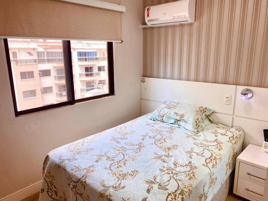 Linda Cobertura duplex na rua 261, excelente localização