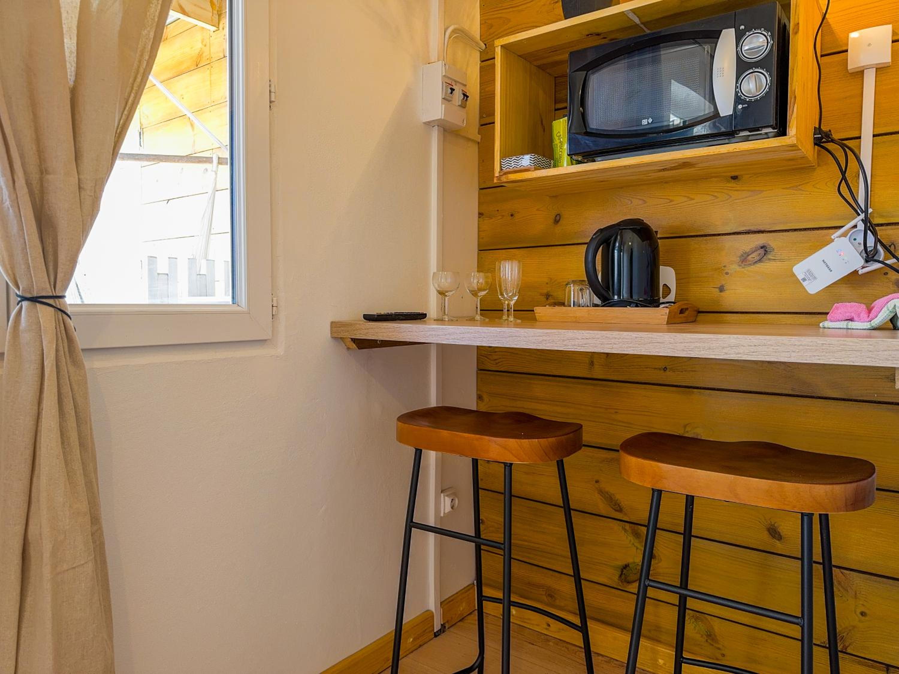 Évasion Nature Lodge - Nature & Sérénité - WiFi Netflix - Proche du Volcan - Cosy - Parking Gratuit