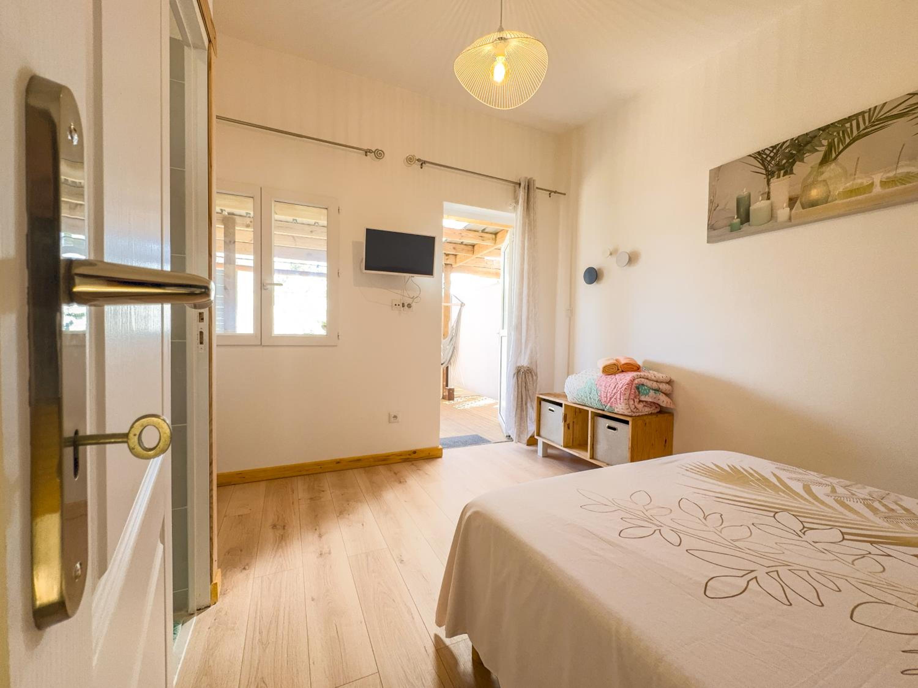 Évasion Nature Lodge - Nature & Sérénité - WiFi Netflix - Proche du Volcan - Cosy - Parking Gratuit