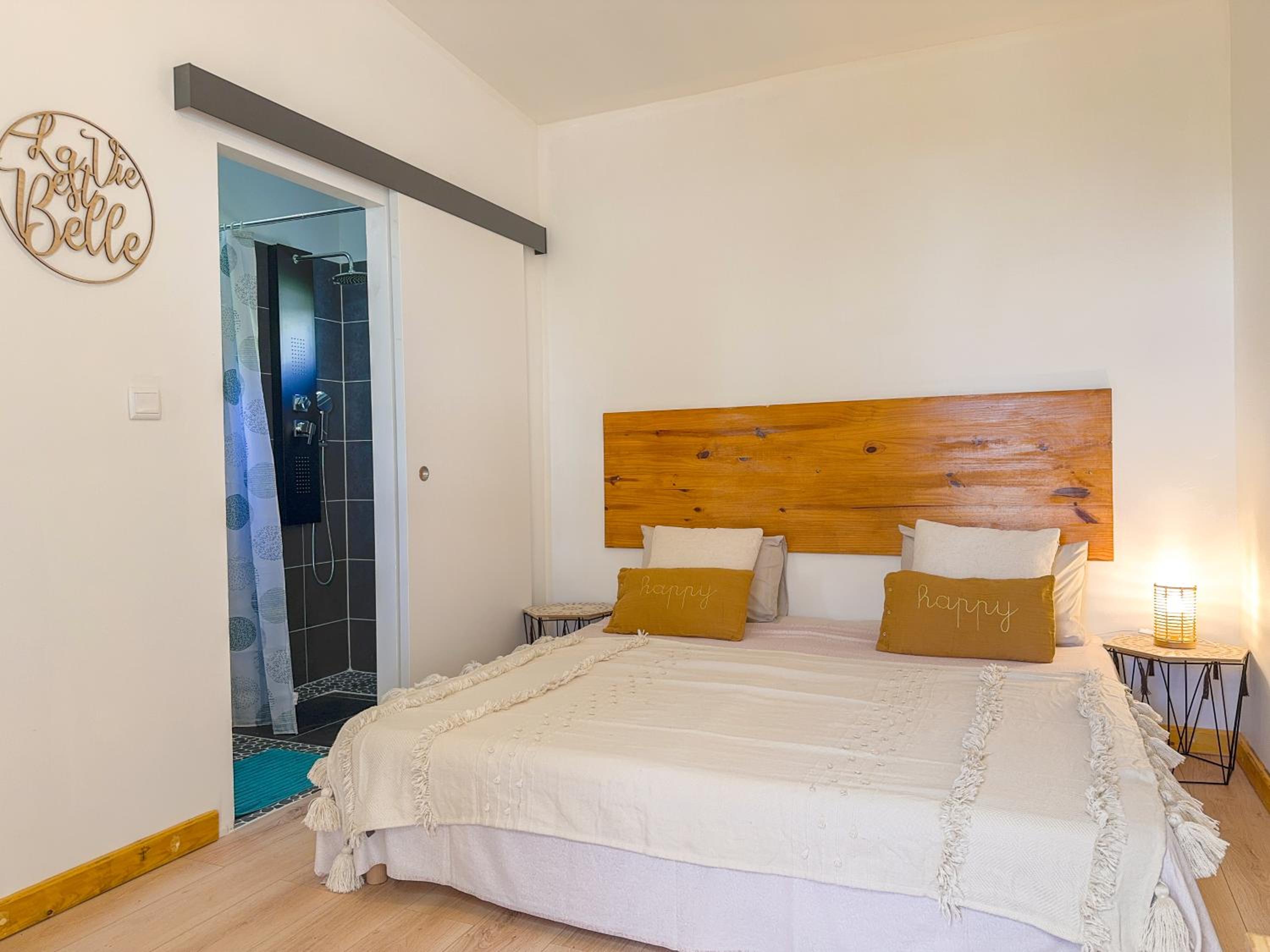 Évasion Nature Lodge - Nature & Sérénité - WiFi Netflix - Proche du Volcan - Cosy - Parking Gratuit