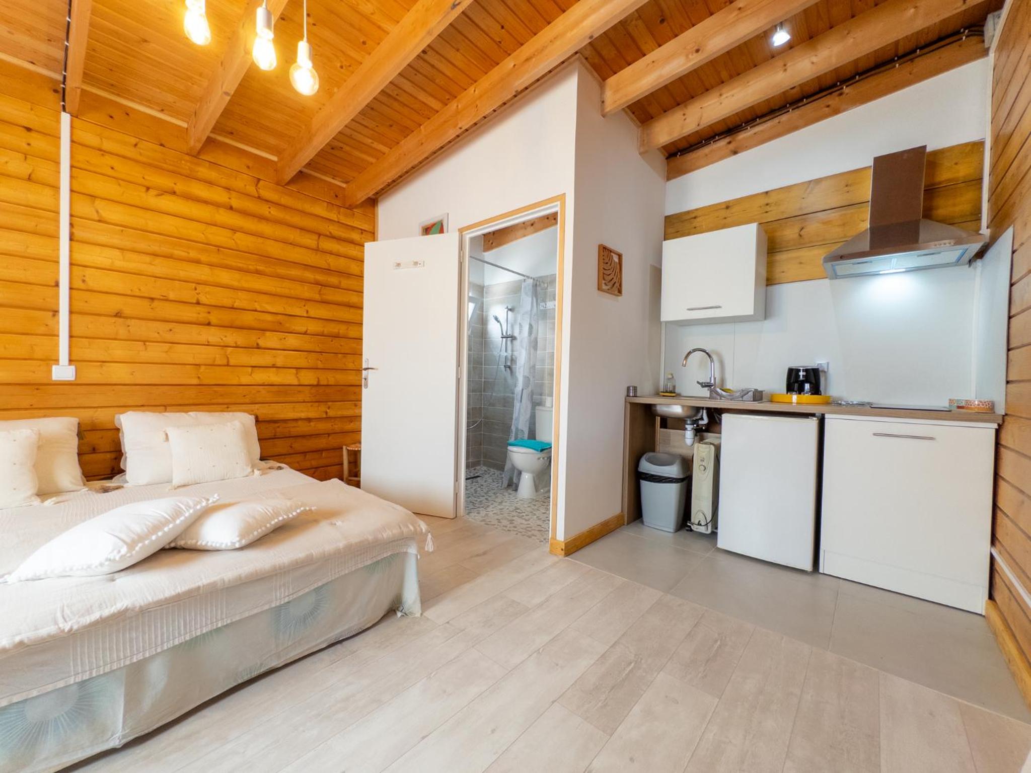 Évasion Nature Lodge - Nature & Sérénité - WiFi Netflix - Proche du Volcan - Cosy - Parking Gratuit