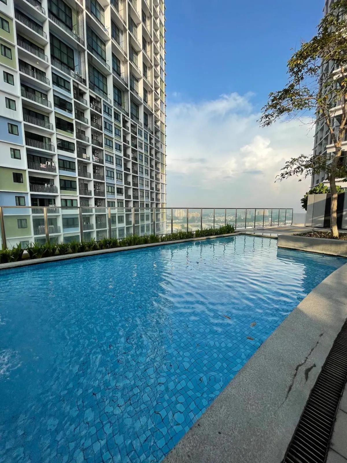 Aurora Staycation I-City Shah Alam view 5