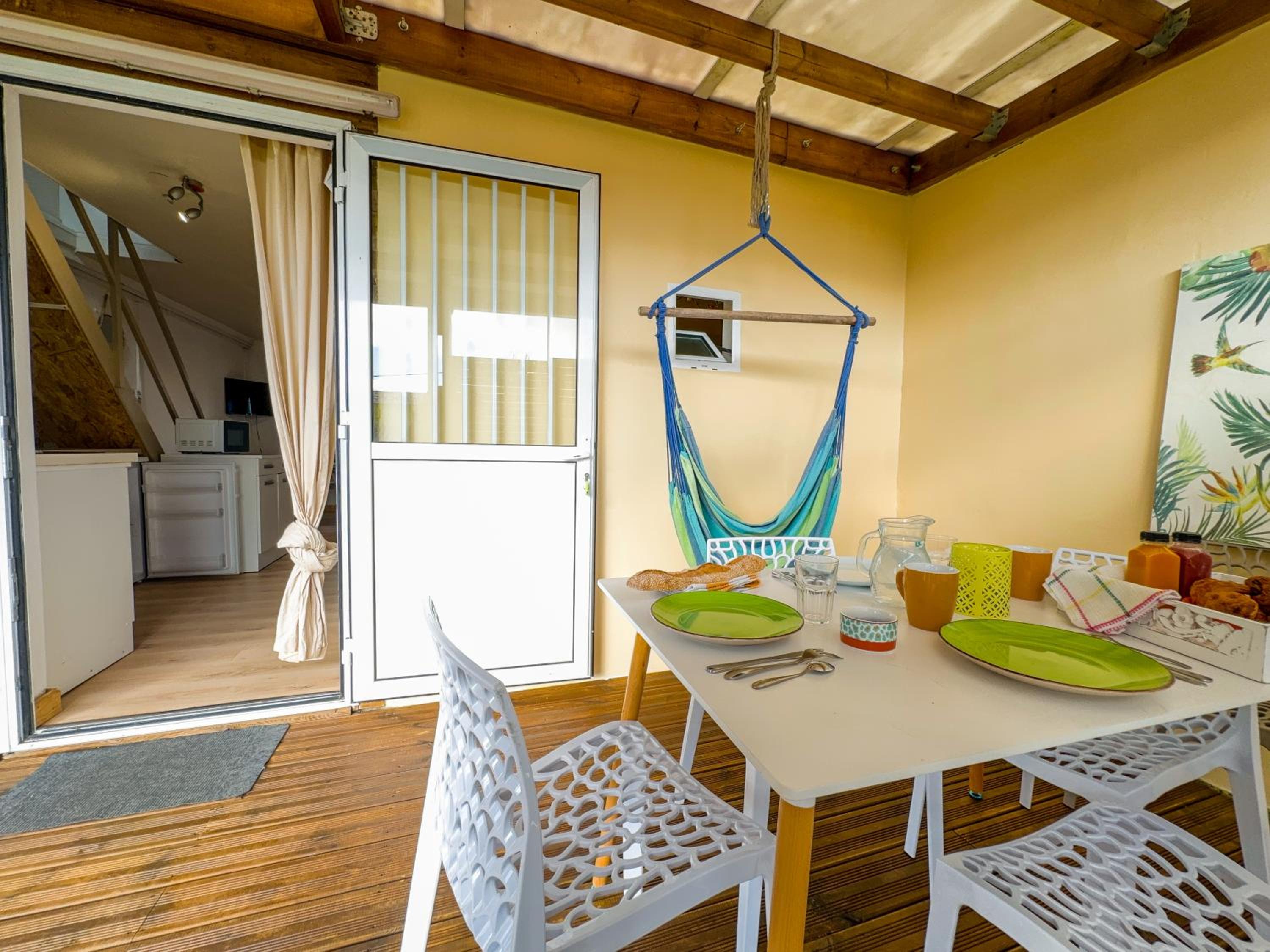 Évasion Nature Lodge - Nature & Sérénité - WiFi Netflix - Proche du Volcan - Cosy - Parking Gratuit