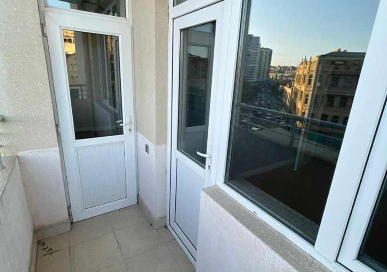 Fresh Apartment in Baku Center 2BR Badamdar
