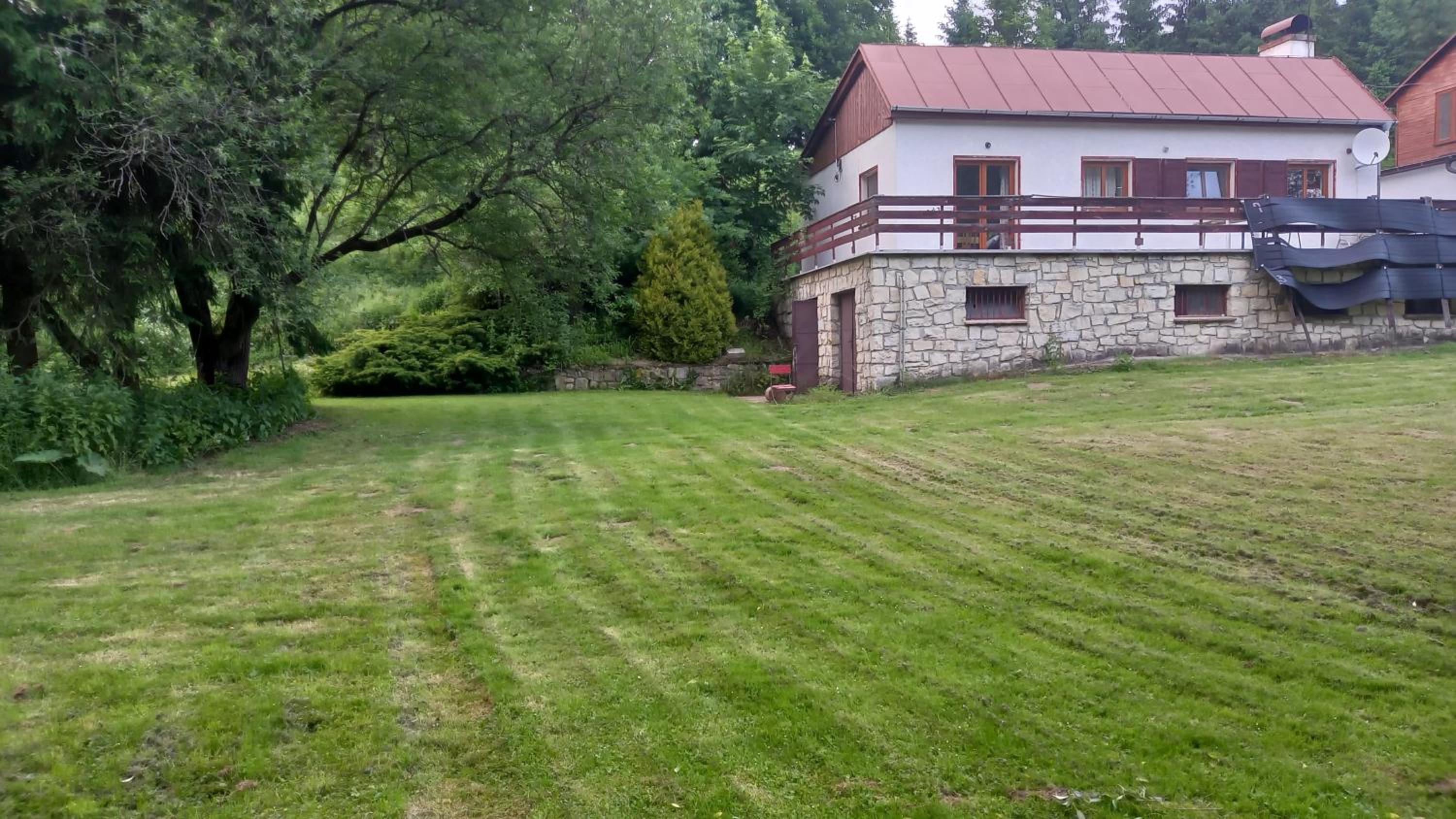 Podhradí Mitrov