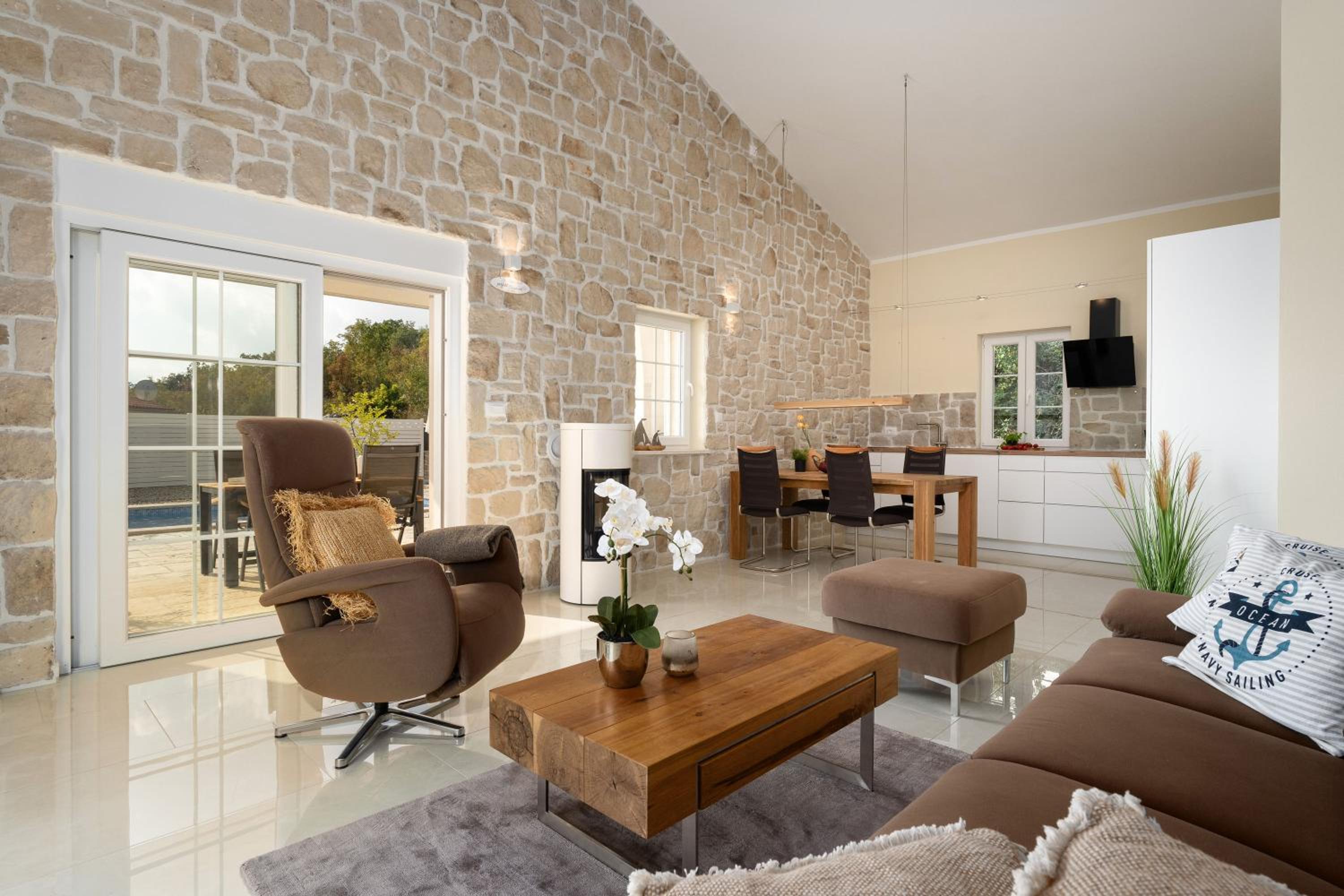 Angel Marie Villa in a calm location with sea-view