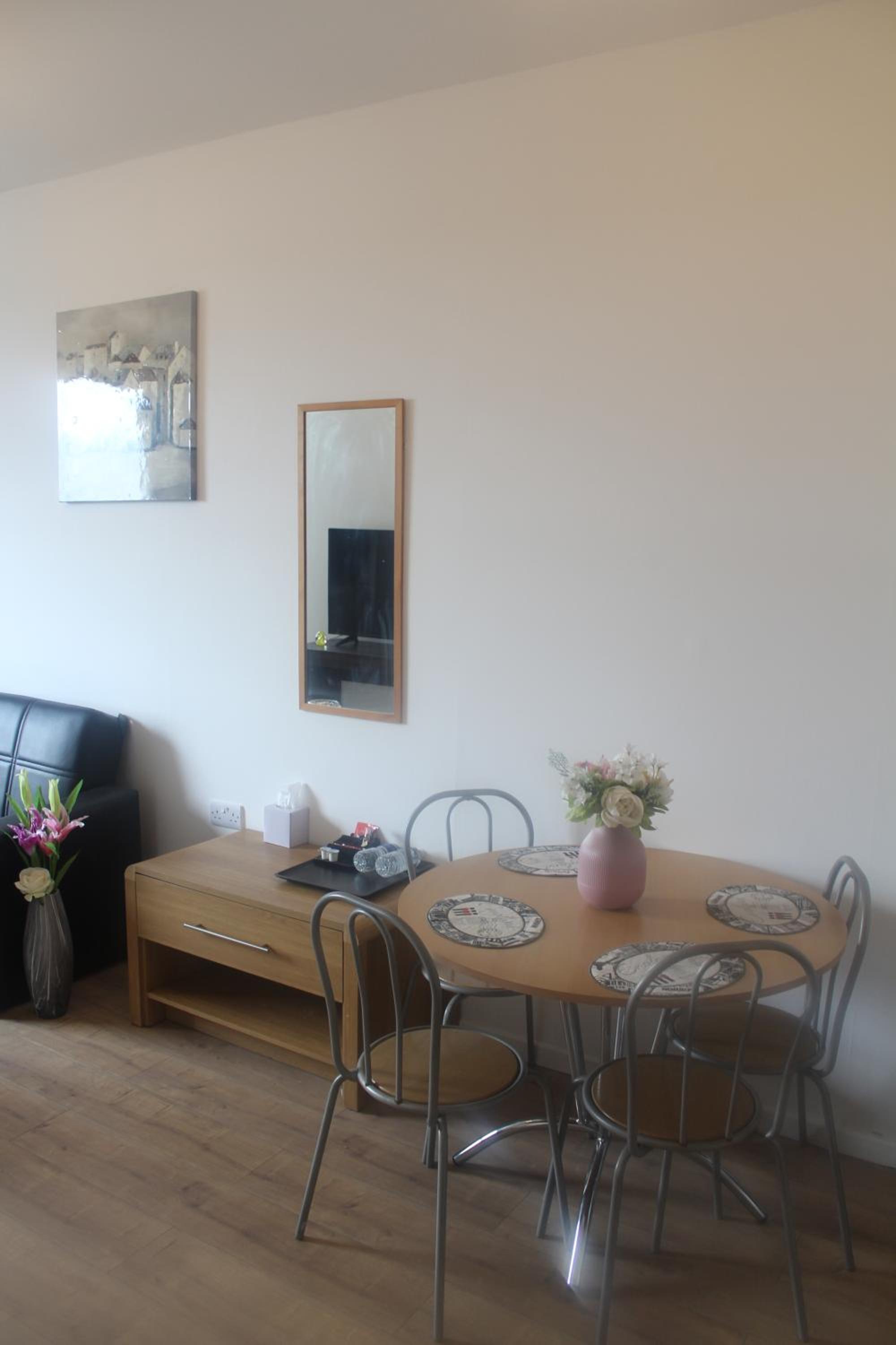 Flat 420 One bedroom apartment view 3