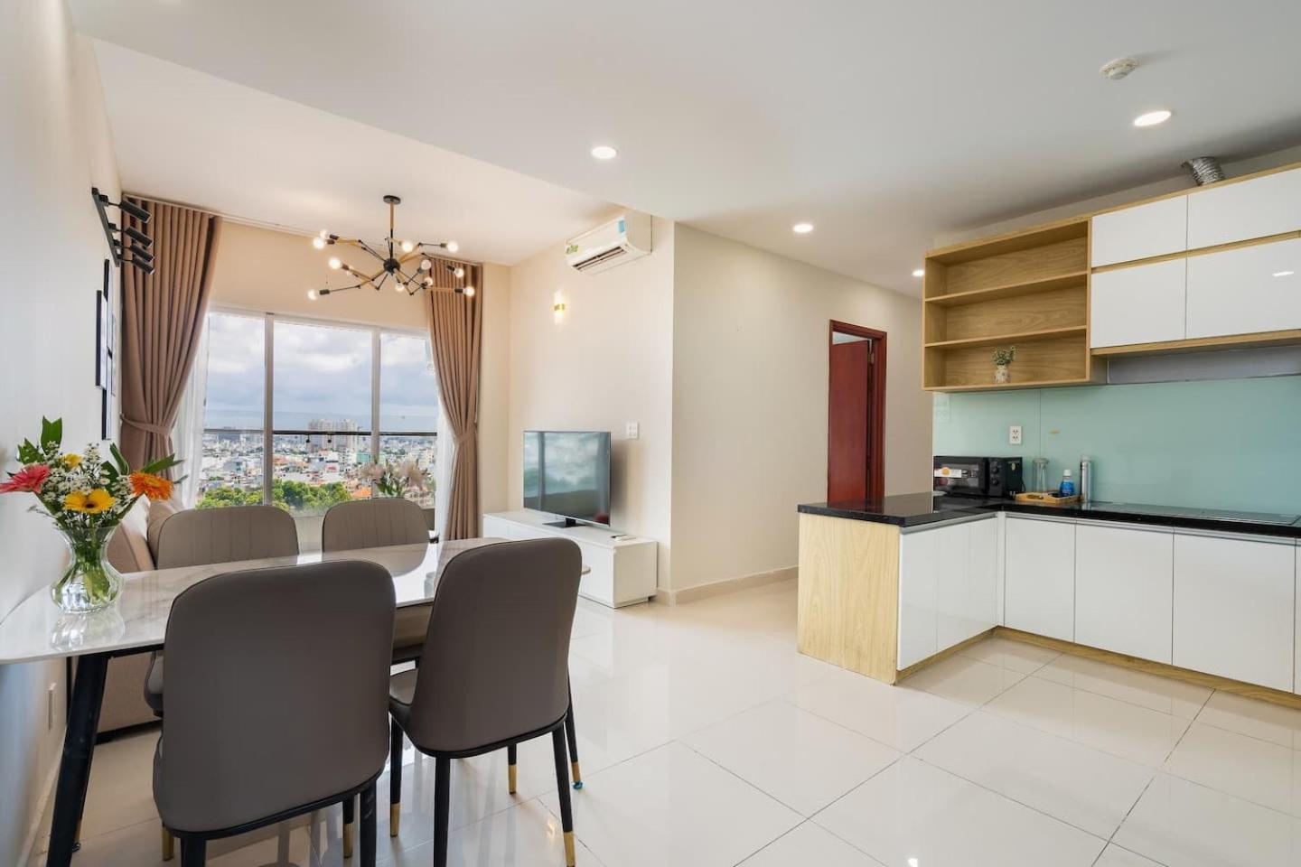 Charmington La Pointe - Central Suites D10