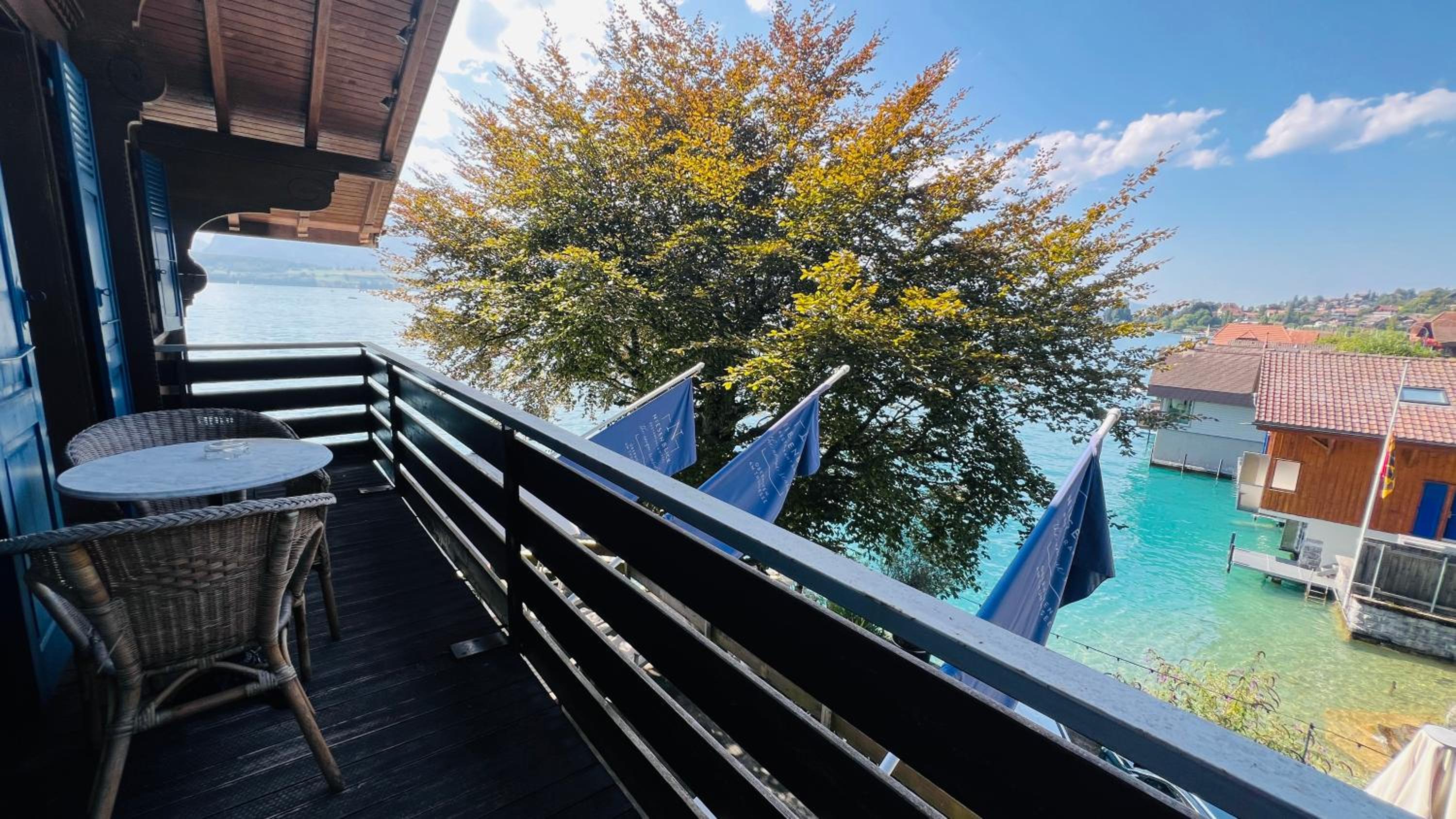 Boutique Hotel Niesenblick - direkt am Thunersee gelegen mit SELF CHECK IN & digitaler Rezeption