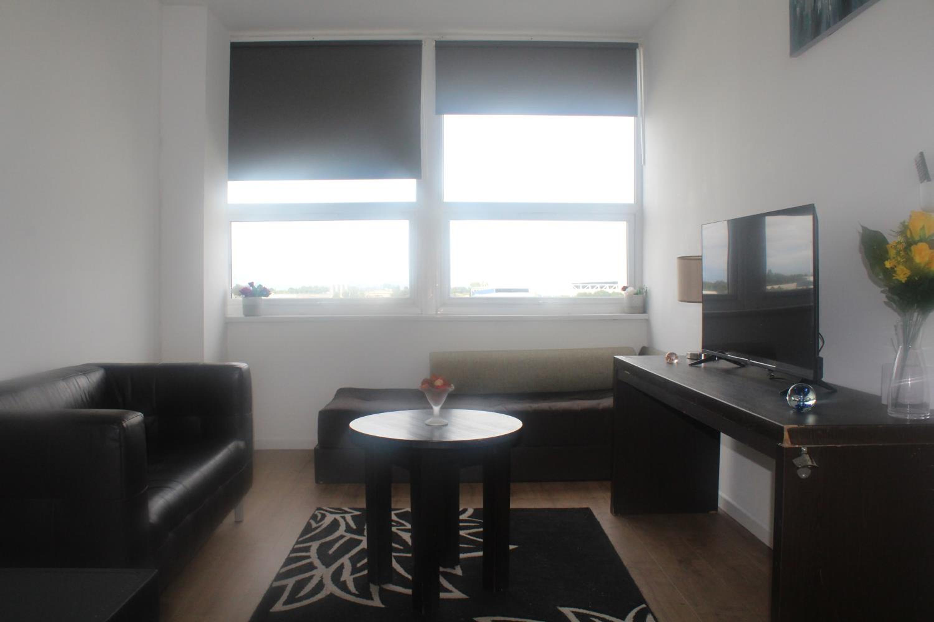 Flat 413 One bedroom apartment view 3