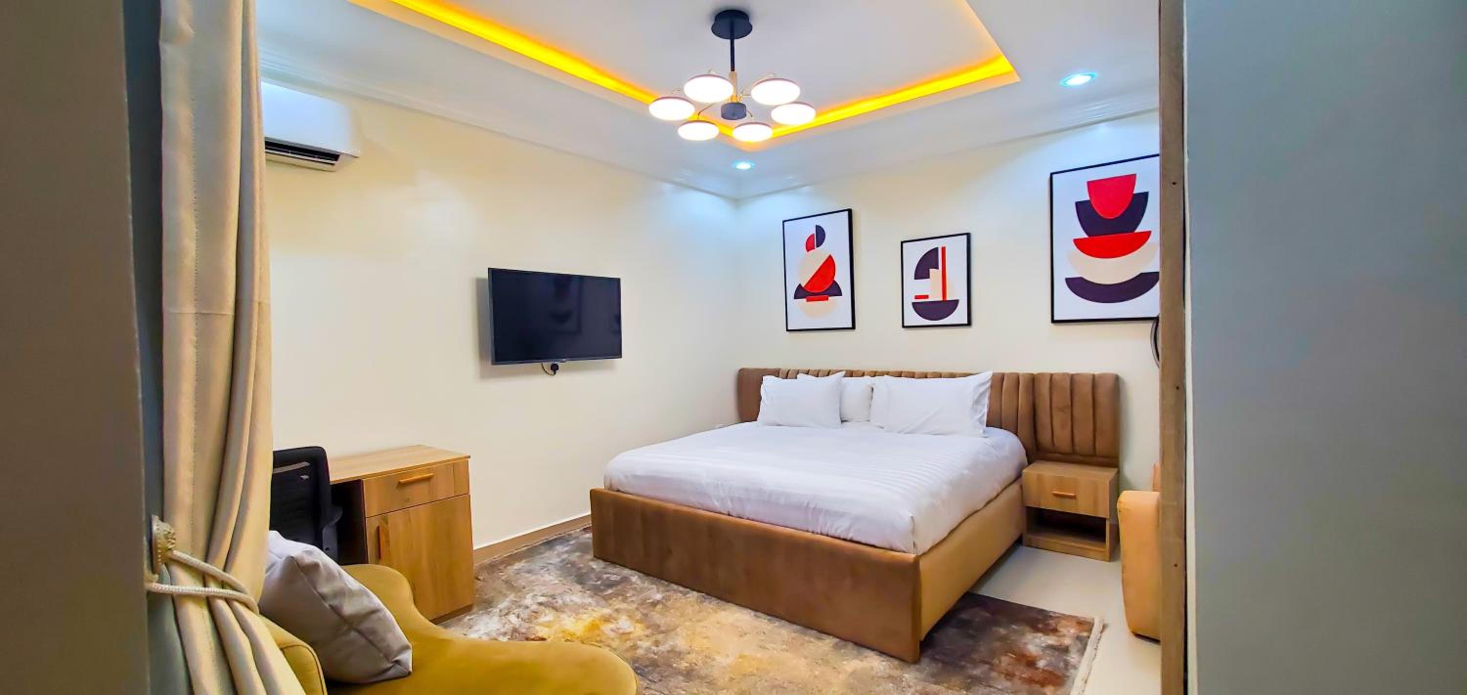 hotel room
