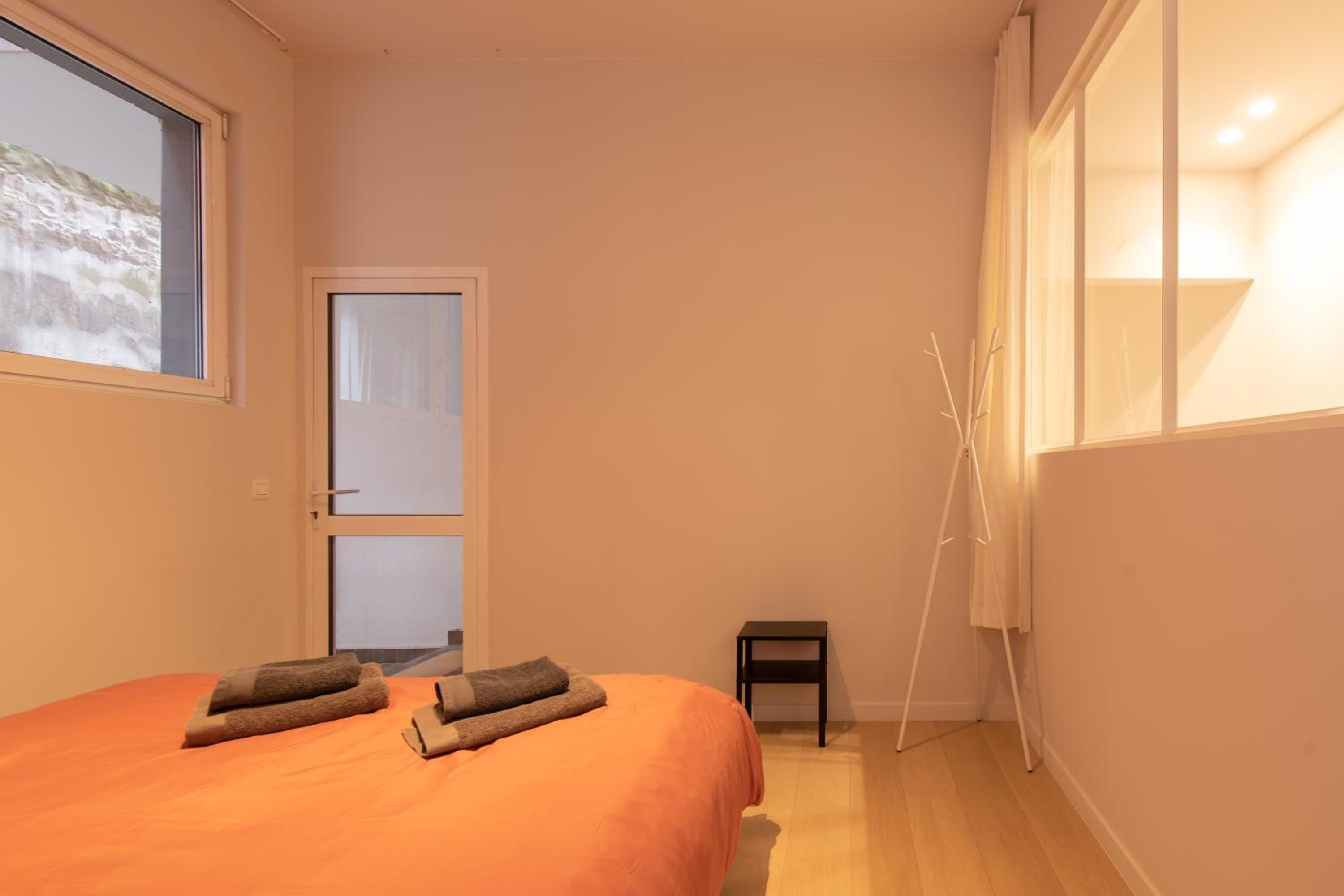 Deluxe 3 bedrooms apartment with Casino view at the beach and free parking