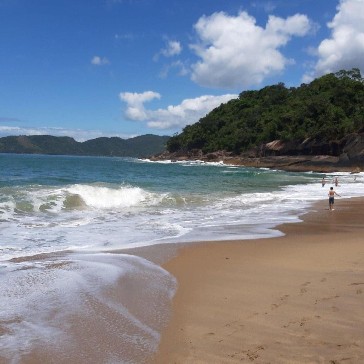 F7 Apto 1o andar perto 3 praias e comércio a pé
