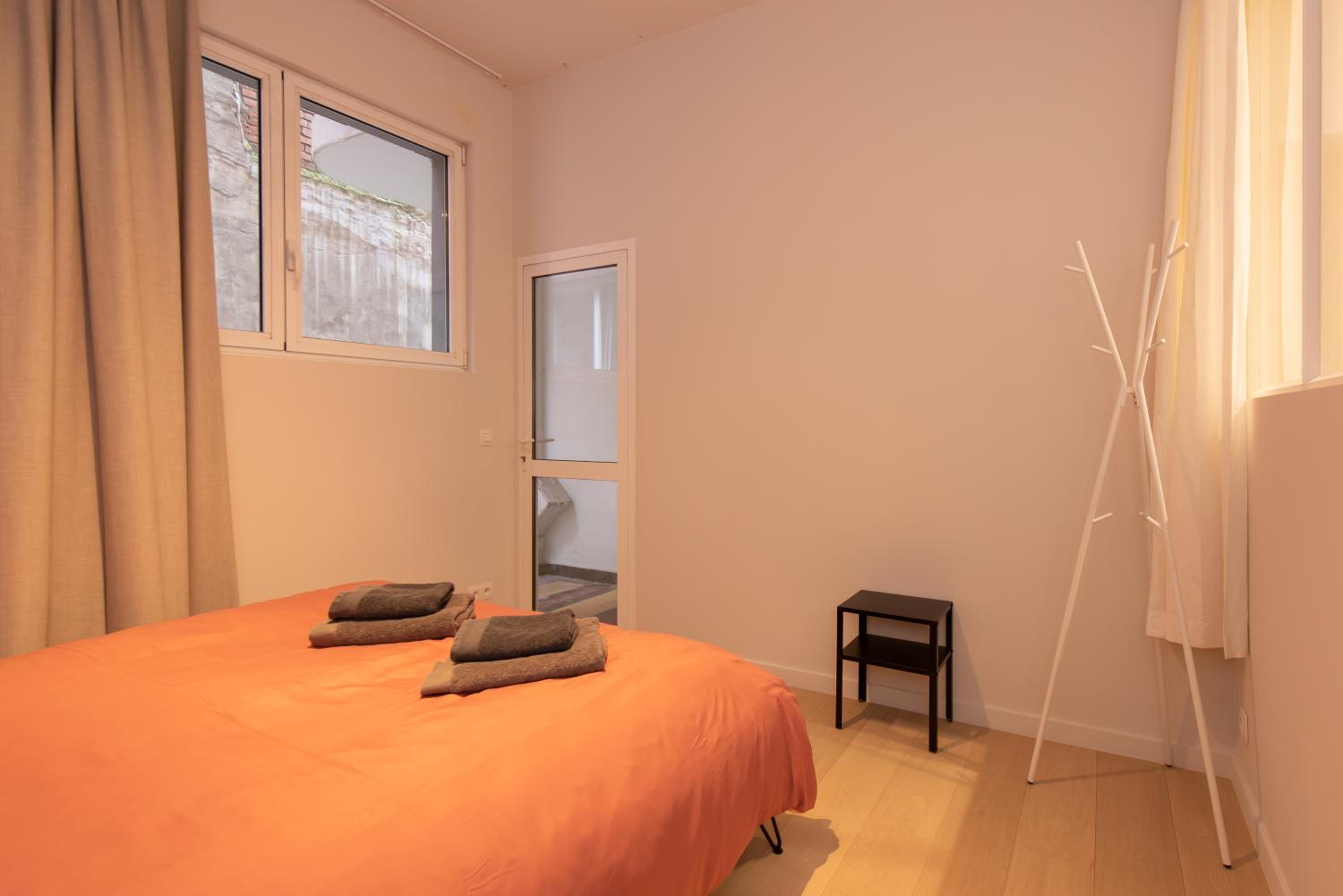 Deluxe 3 bedrooms apartment with Casino view at the beach and free parking
