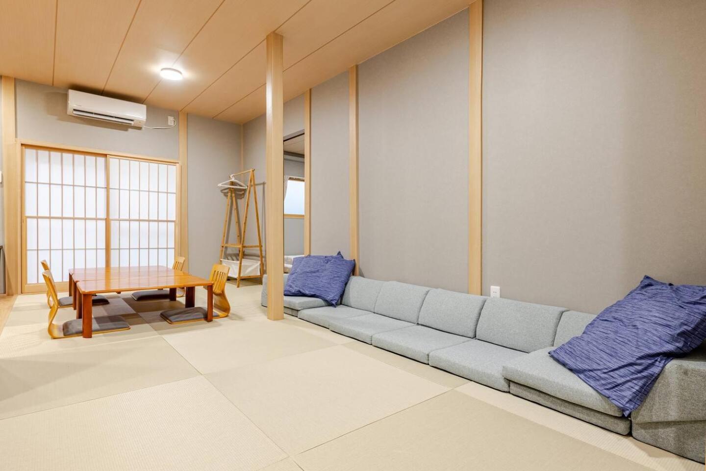 新宿6 Home