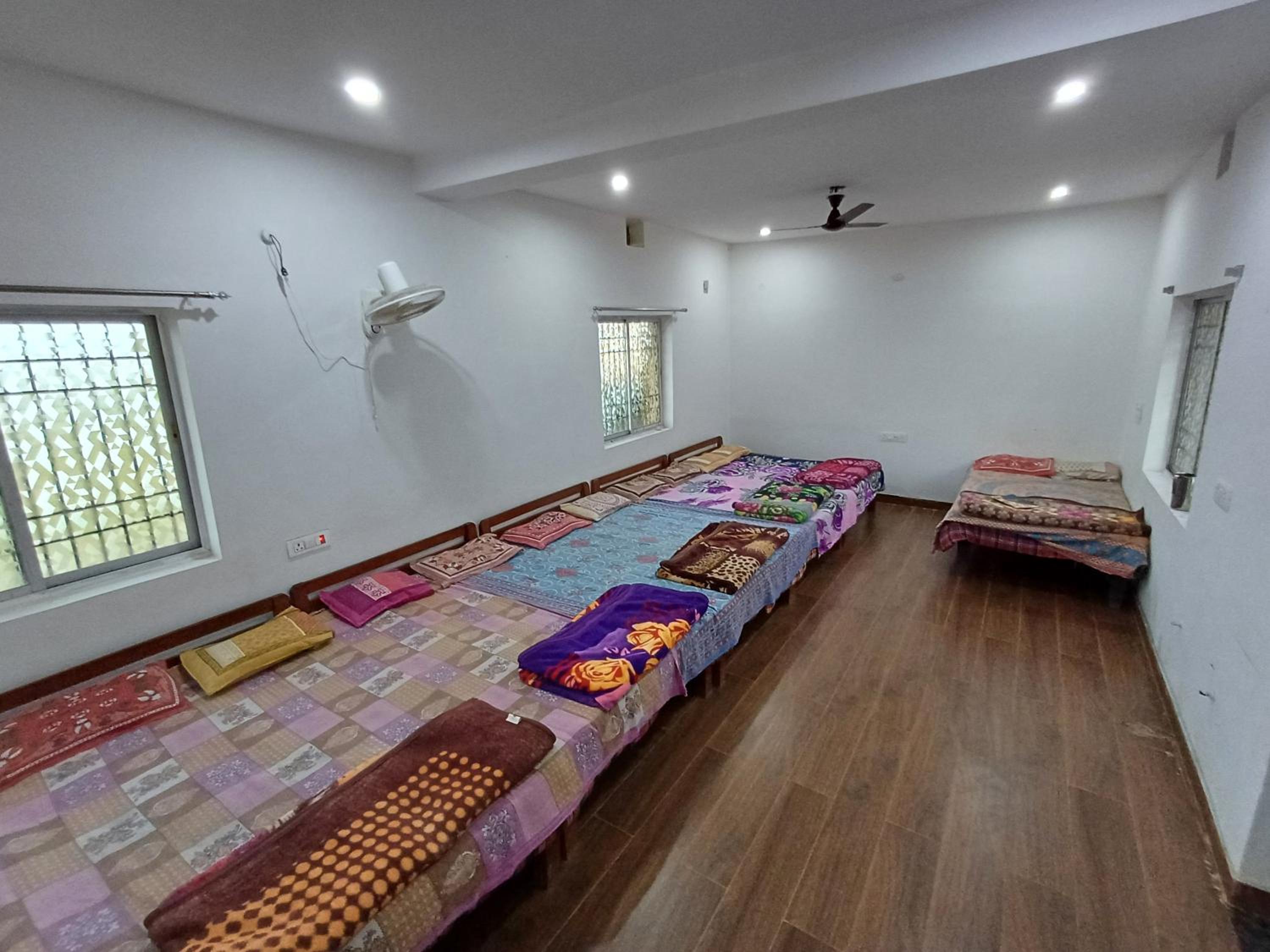 Madhu Guesthouse