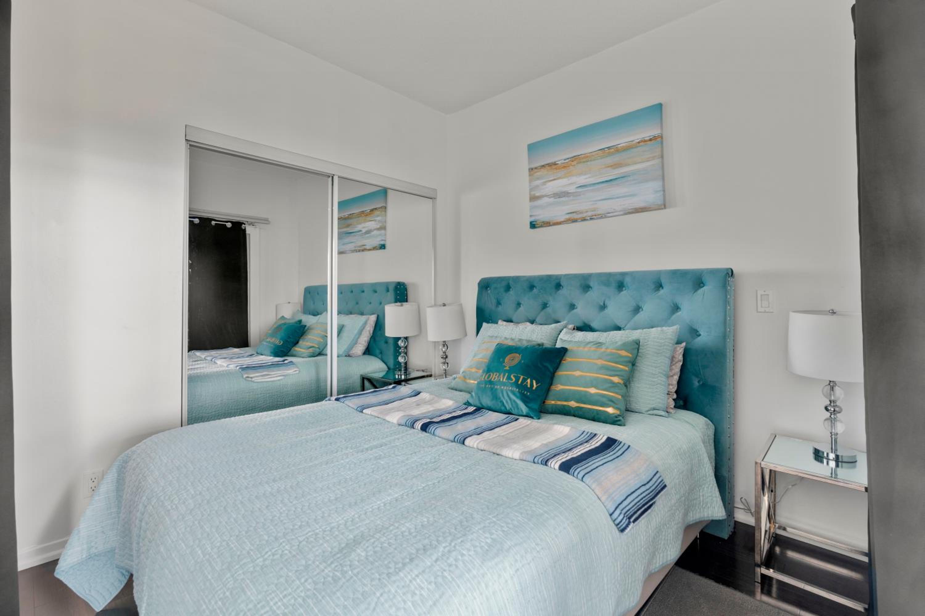 Globalstay. Burano Condos in Downtown Toronto