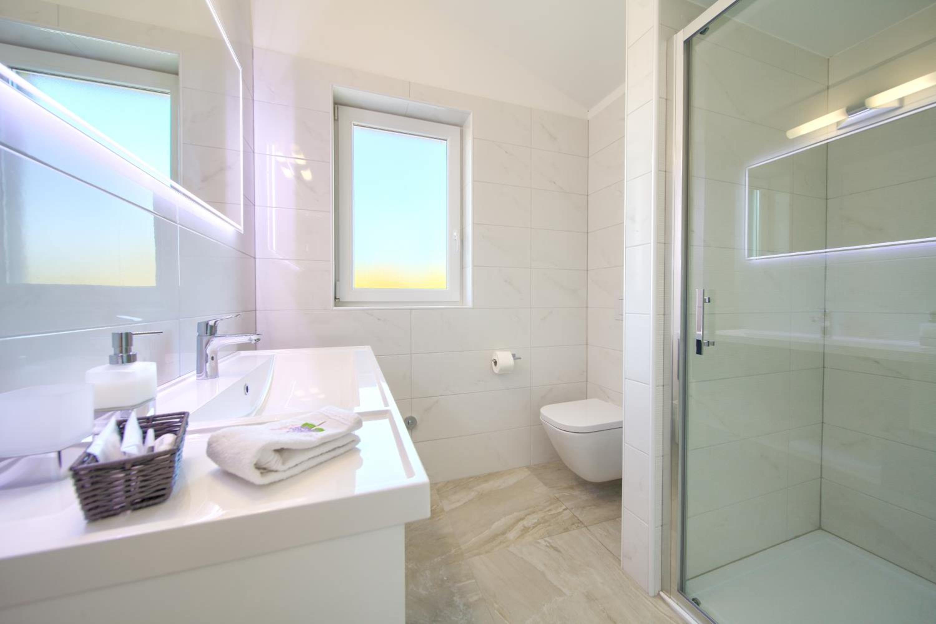 Villa with pool near, sandy beach, quiet area TRAVELER tourist agency Krk - ID 2215