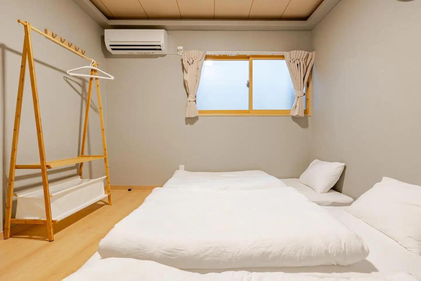 新宿6 Home