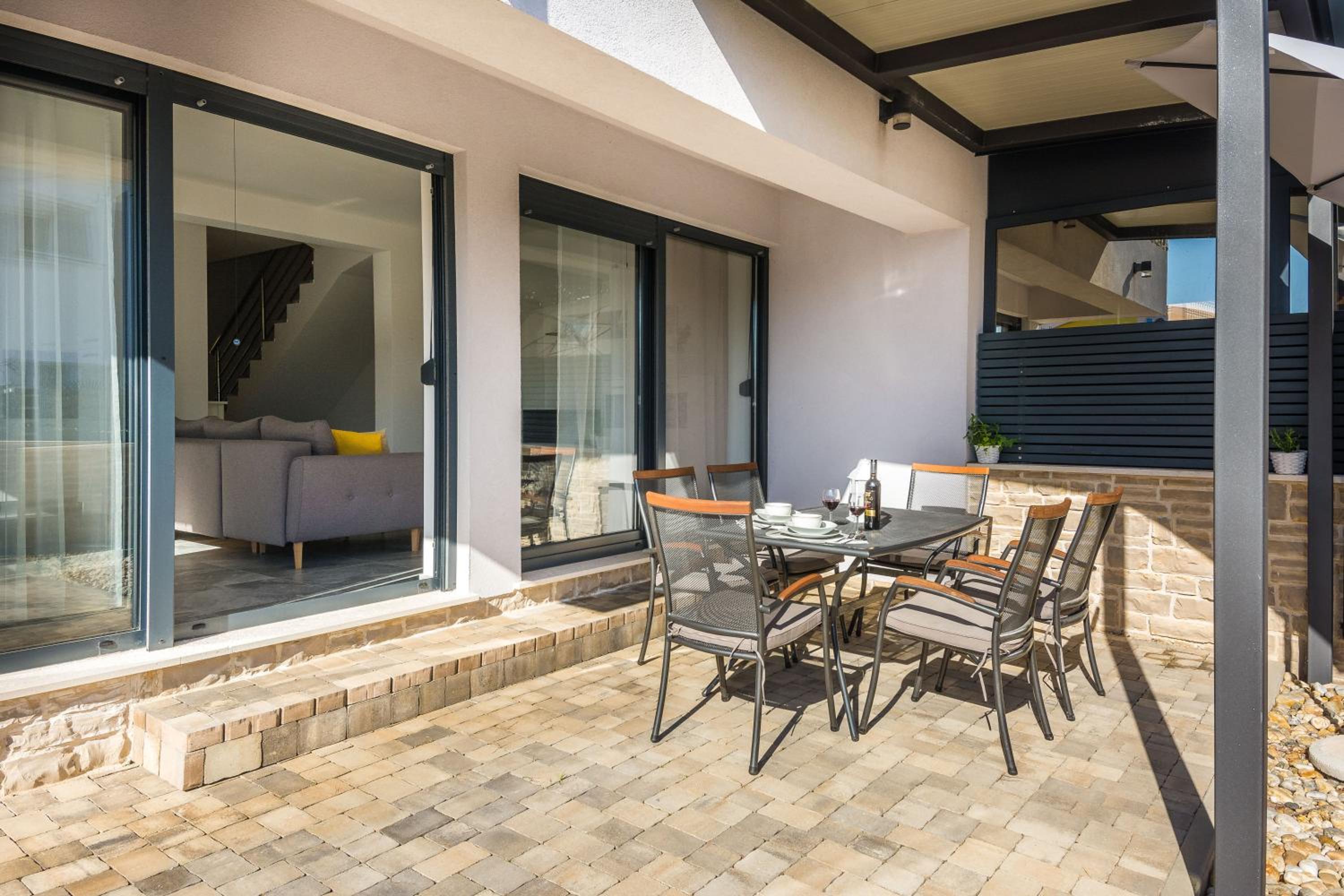 Ferienhaus Genster - Holiday Home Mirna Vir Kroatien