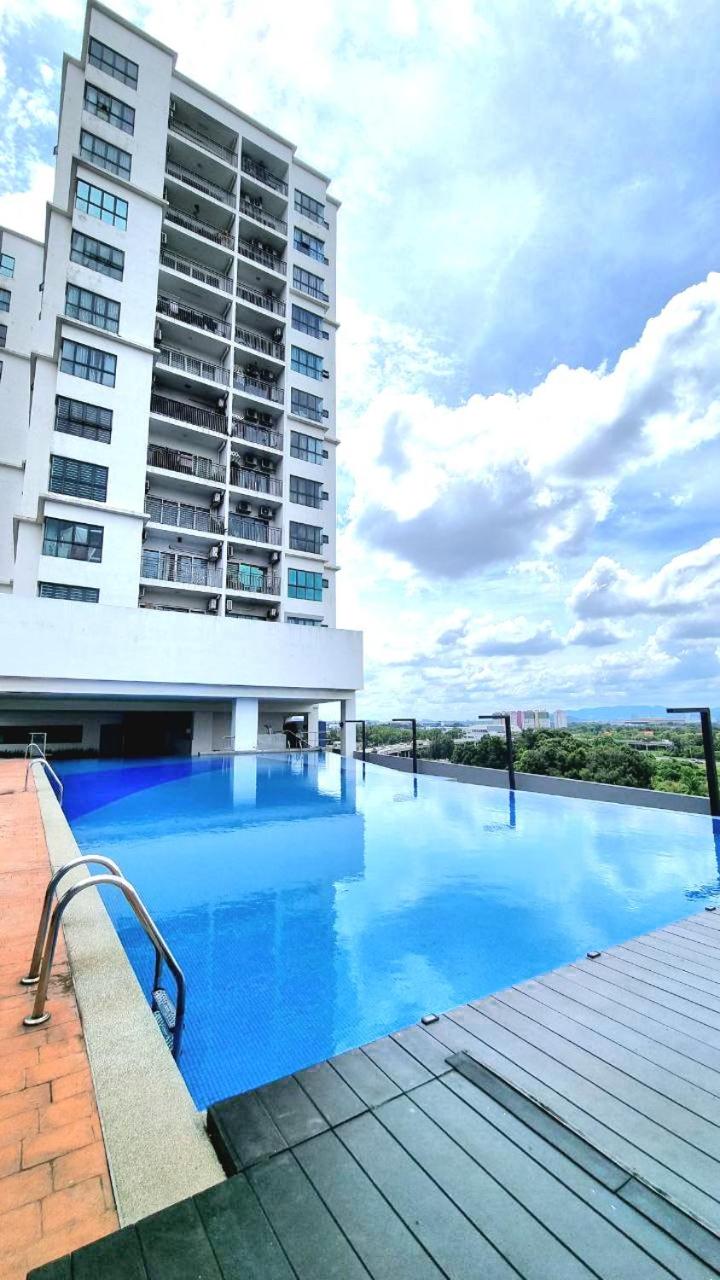 LurVestay