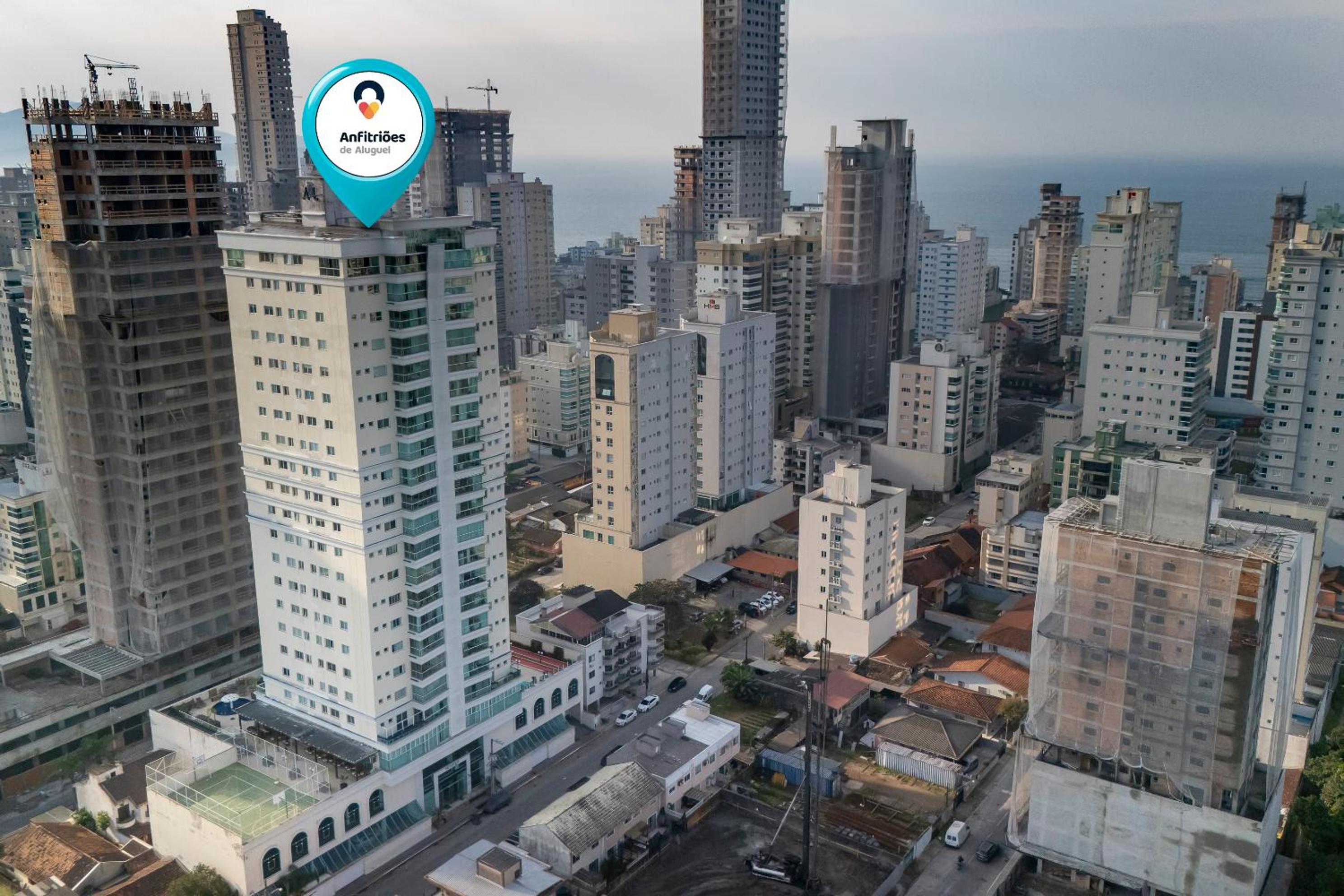 Apto moderno próximo a praia de Itapema PQ6542