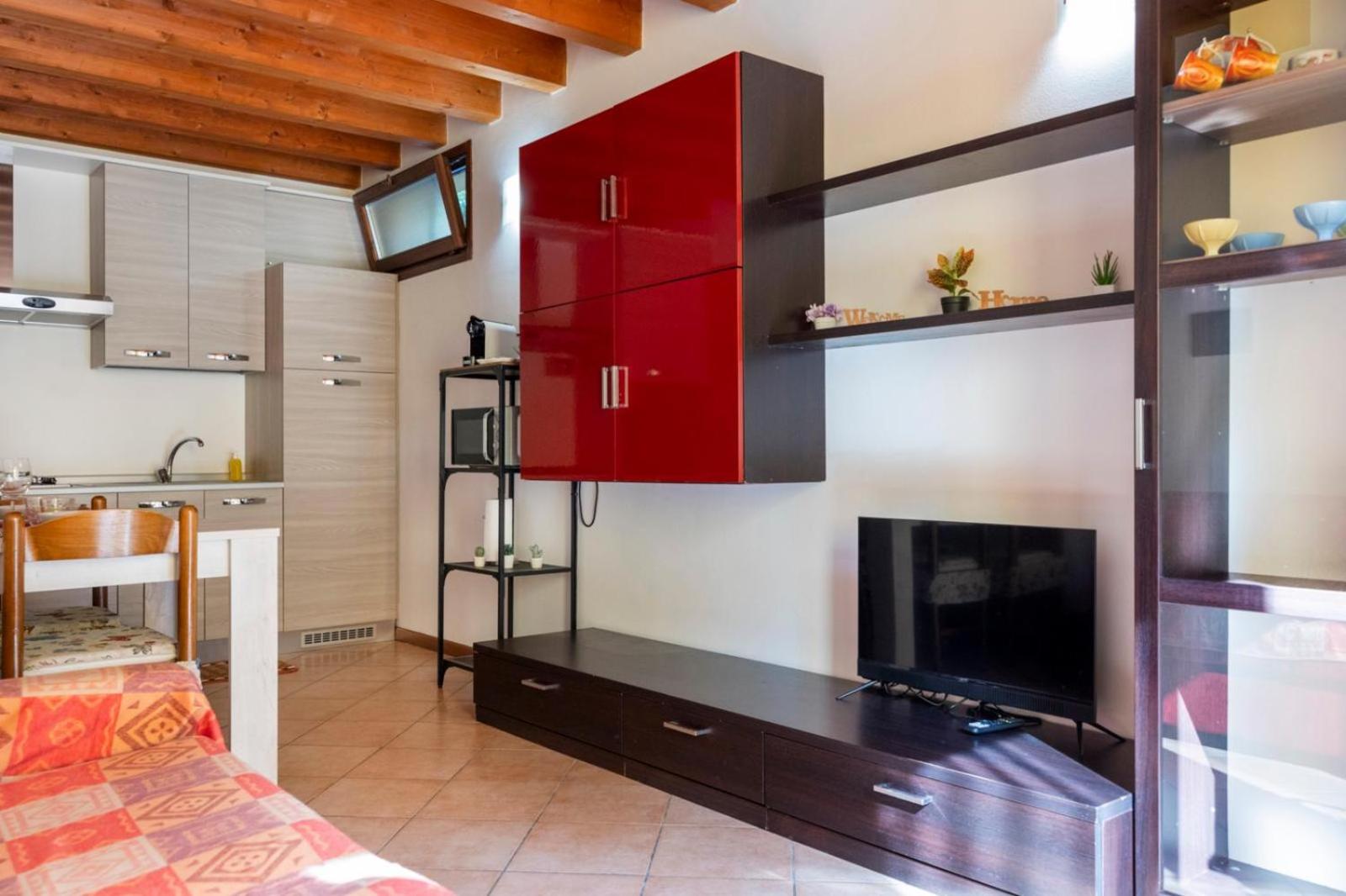 Casa Girasole, Costa Volpino view 3
